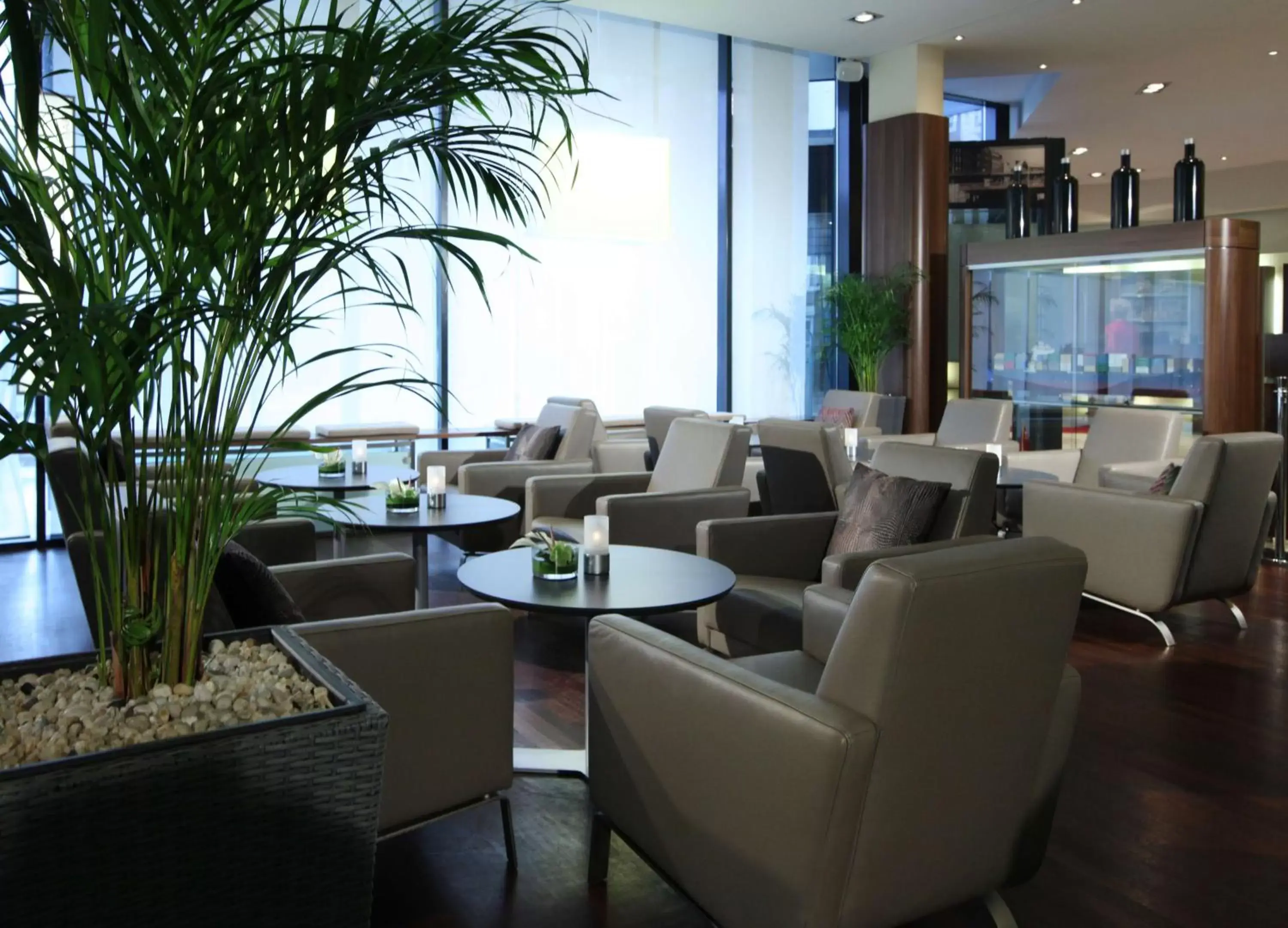 Lounge or bar, Lounge/Bar in Lindner Hotel Hamburg am Michel, part of JdV by Hyatt