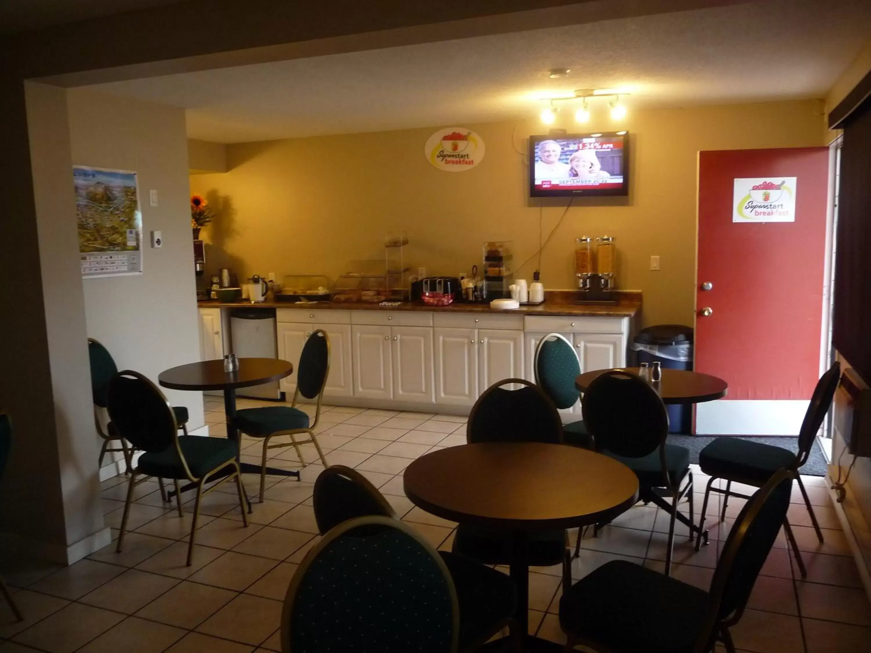 Restaurant/places to eat in Super 8 by Wyndham Kamloops East