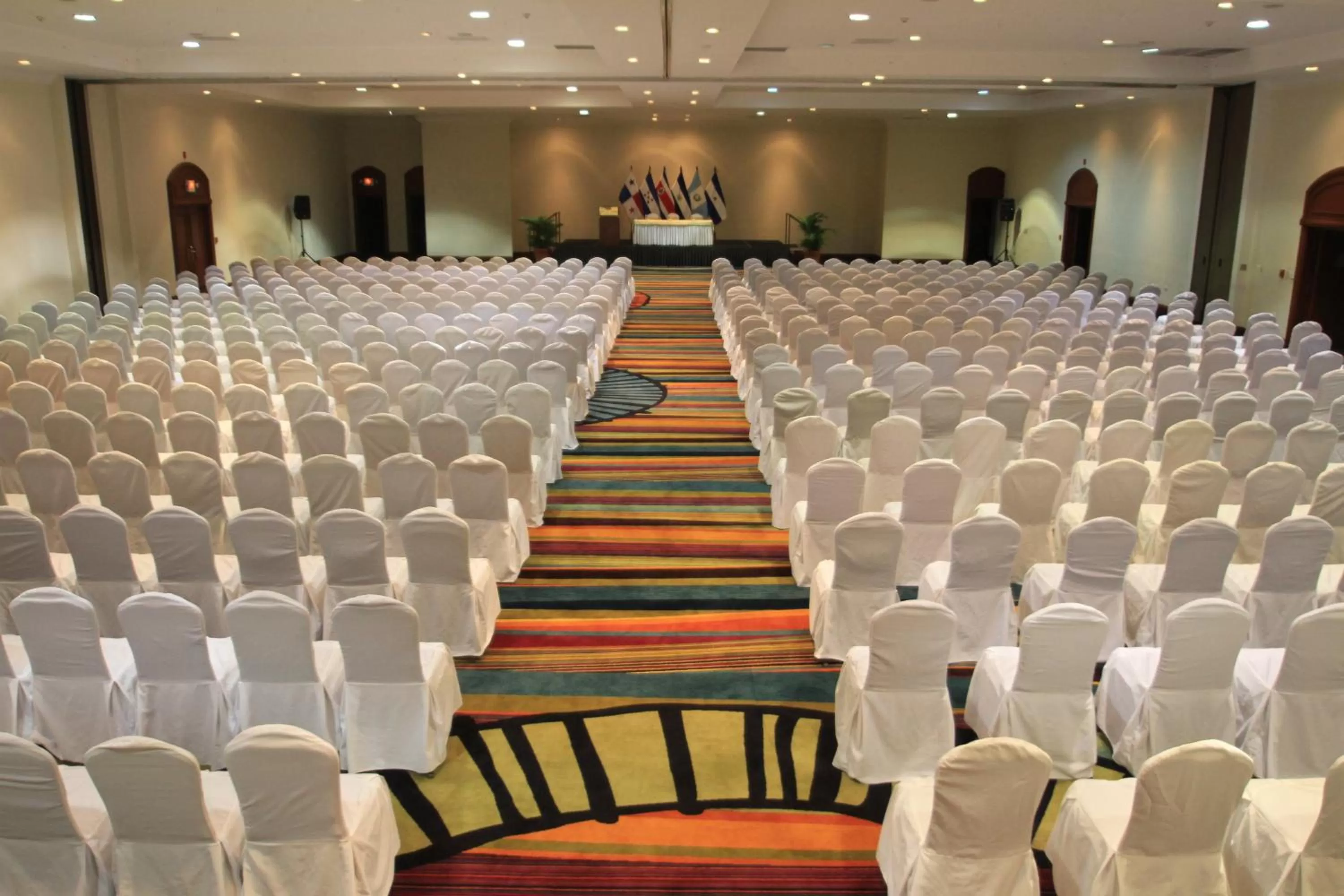 Banquet/Function facilities in Crowne Plaza San Salvador, an IHG Hotel
