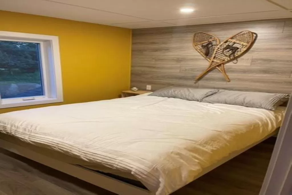 Bed in Hôtel les quatre bonheurs