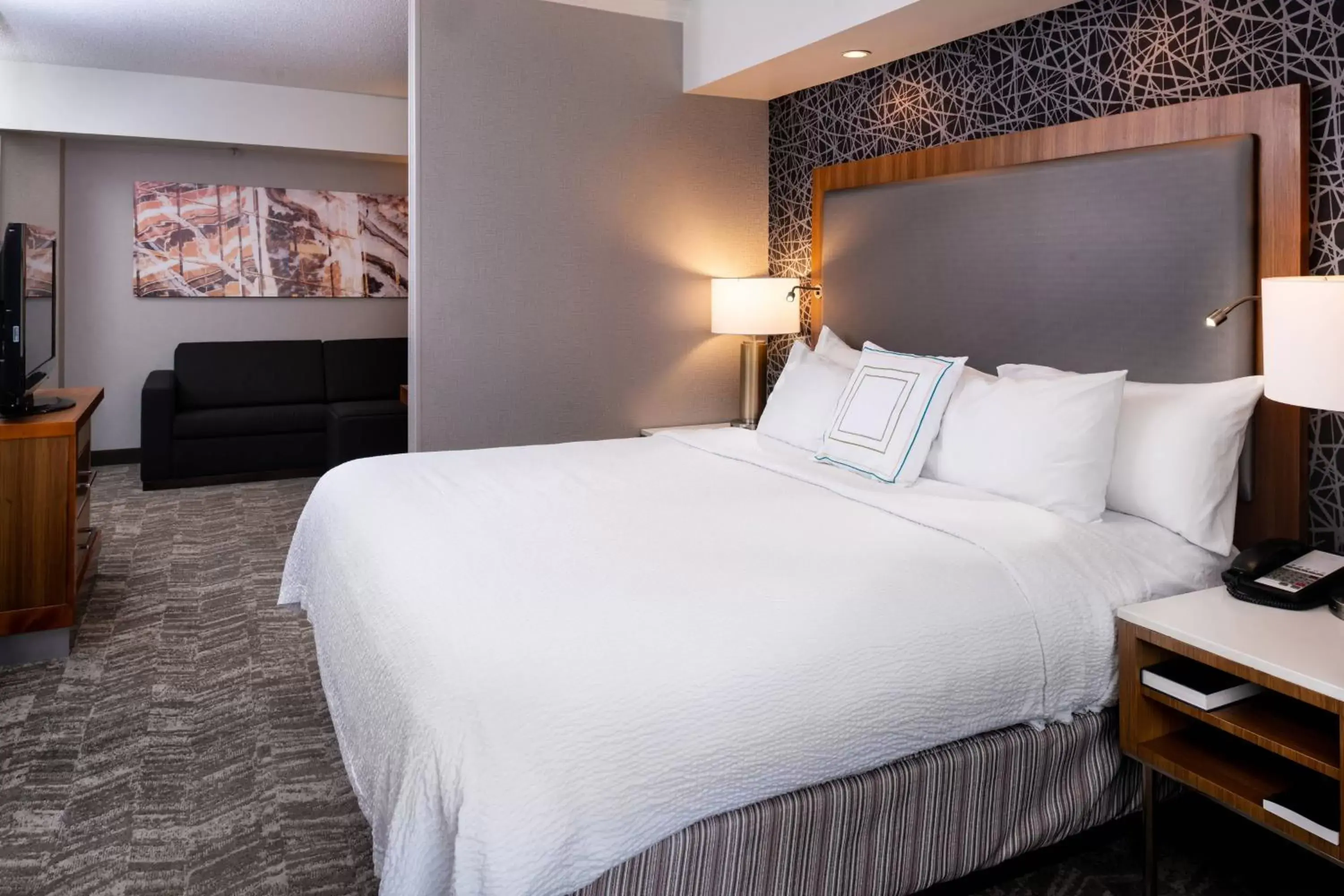 Bedroom, Bed in SpringHill Suites by Marriott Pittsburgh North Shore