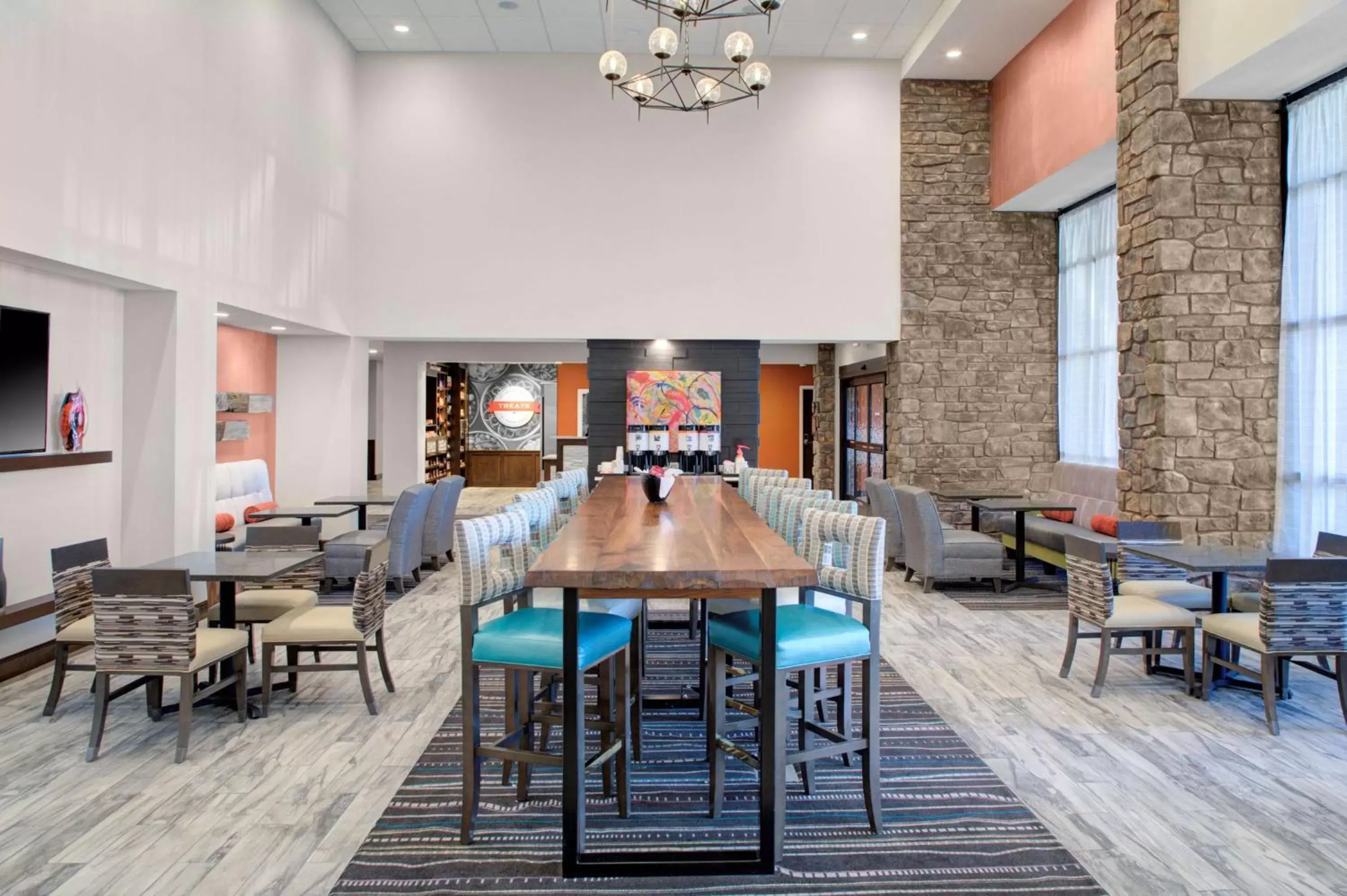 Lobby or reception, Restaurant/Places to Eat in Hampton Inn Suites Flagstaff East