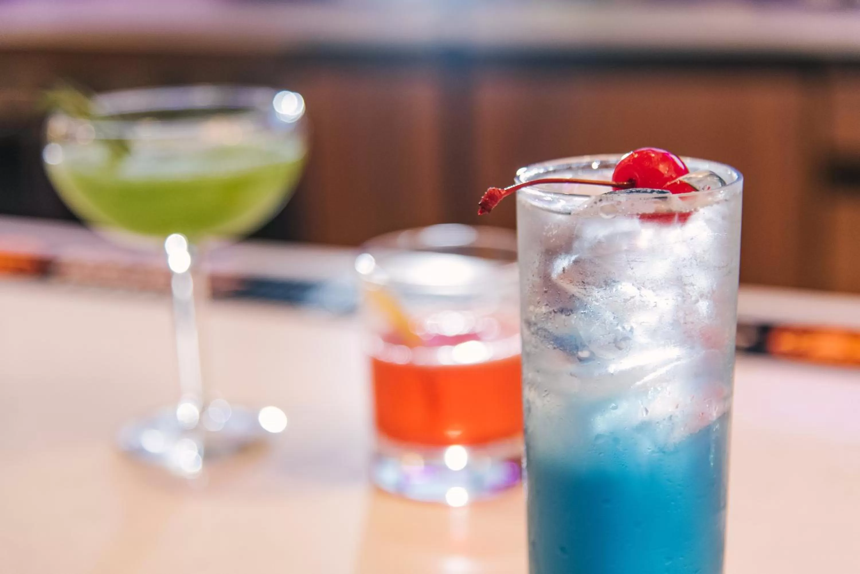 Lounge or bar in Holiday Inn Philadelphia-Cherry Hill by IHG