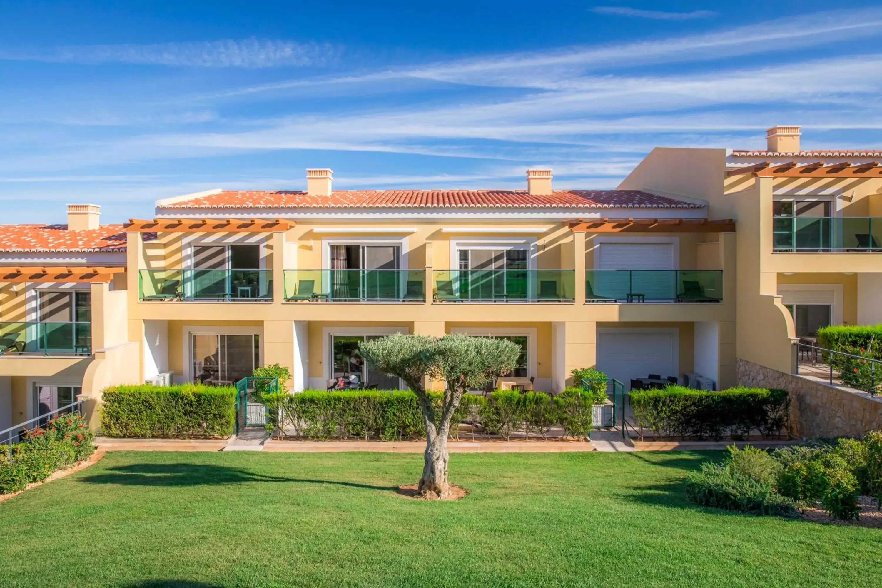 Patio, Property Building in Boavista Golf & Spa - Bela Colina Village