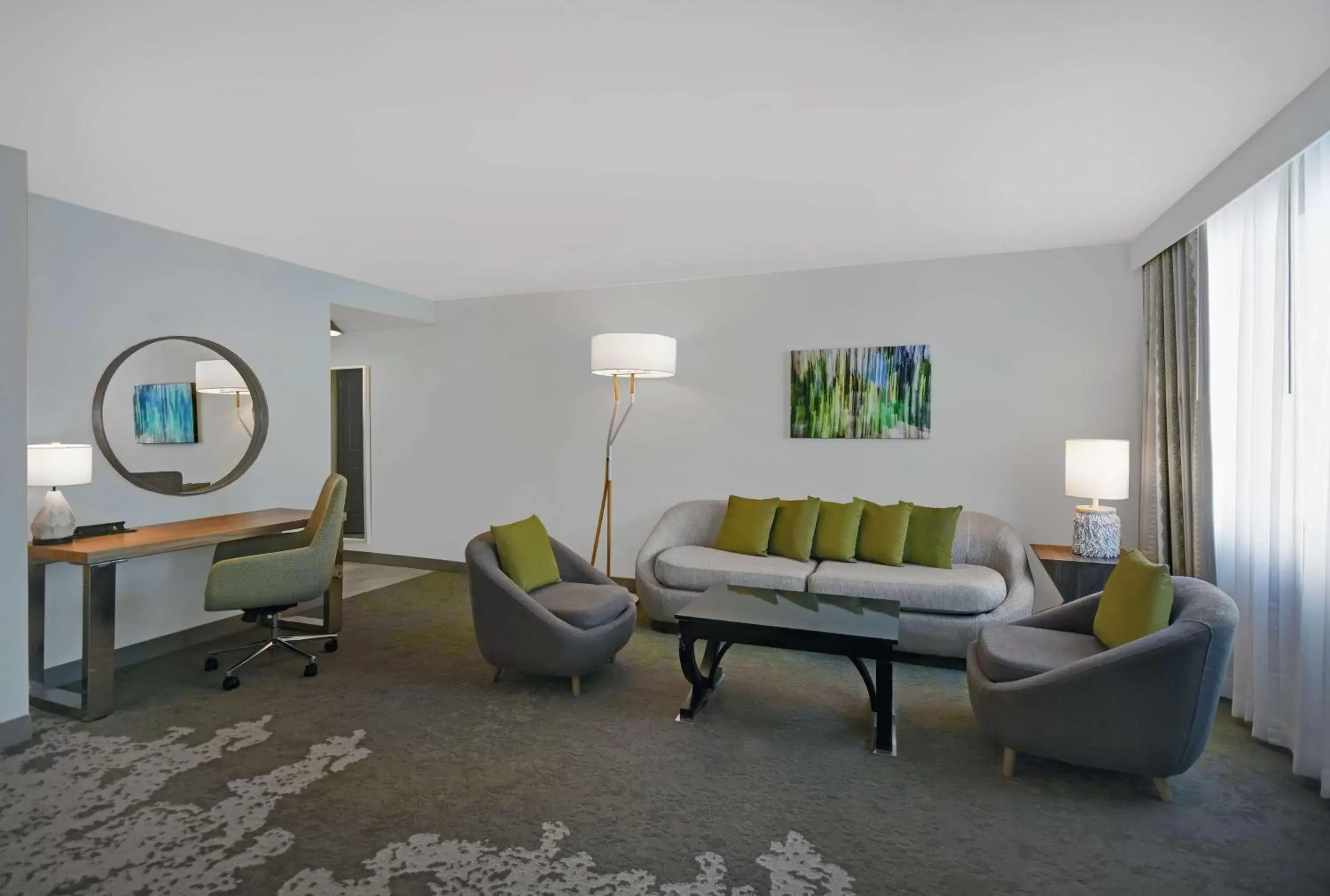 Living room in Hilton Hasbrouck Heights-Meadowlands Living room in Hilton Hasbrouck Heights-Meadowlands