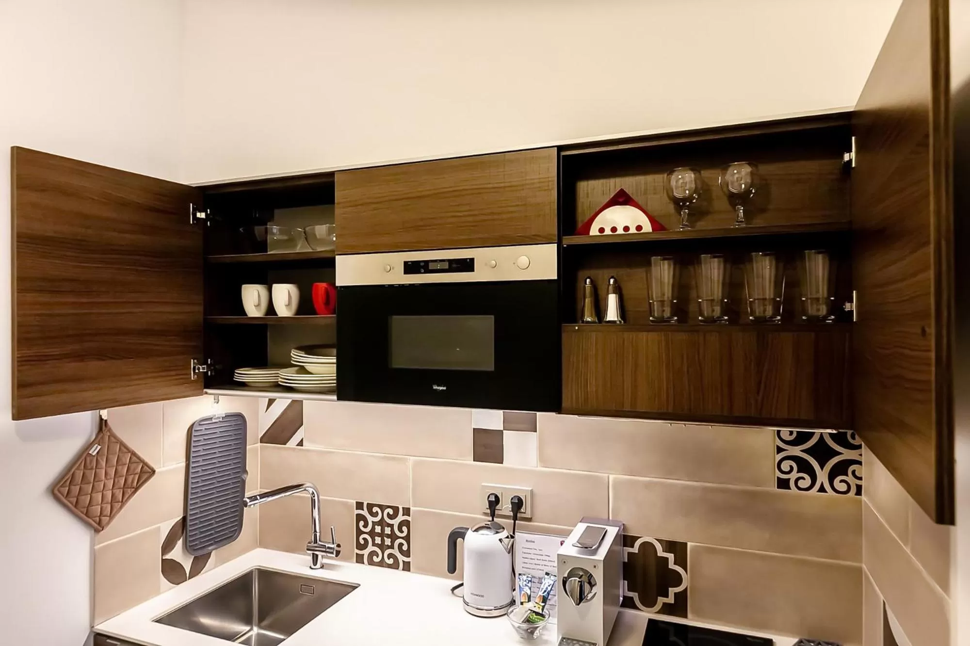 Coffee/tea facilities in VINOHRADSKY DUM Residence
