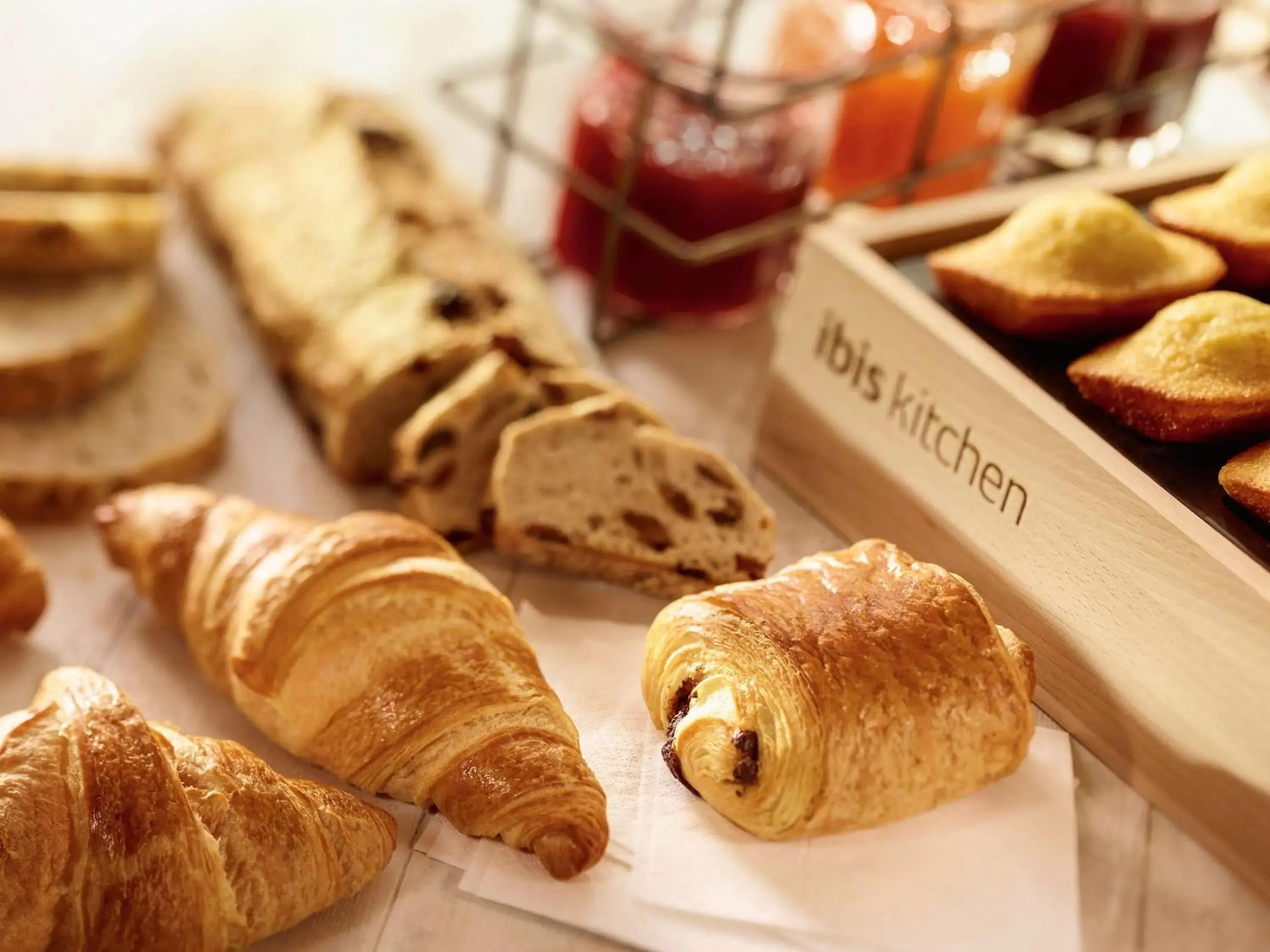 Restaurant/places to eat in ibis Paris Gare de Lyon Reuilly Restaurant/places to eat in ibis Paris Gare de Lyon Reuilly