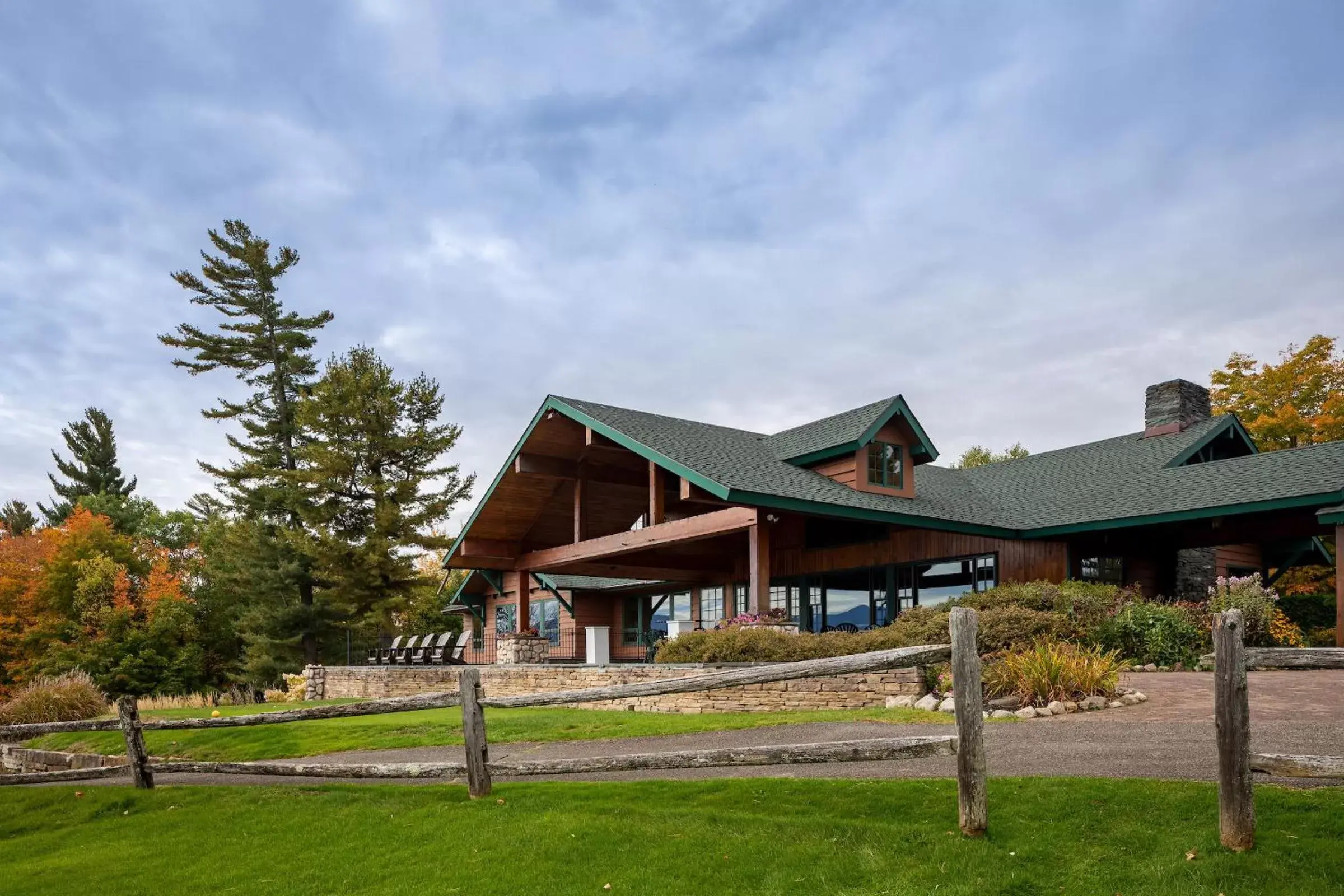 Meeting/conference room, Property Building in Crowne Plaza Lake Placid, an IHG Hotel