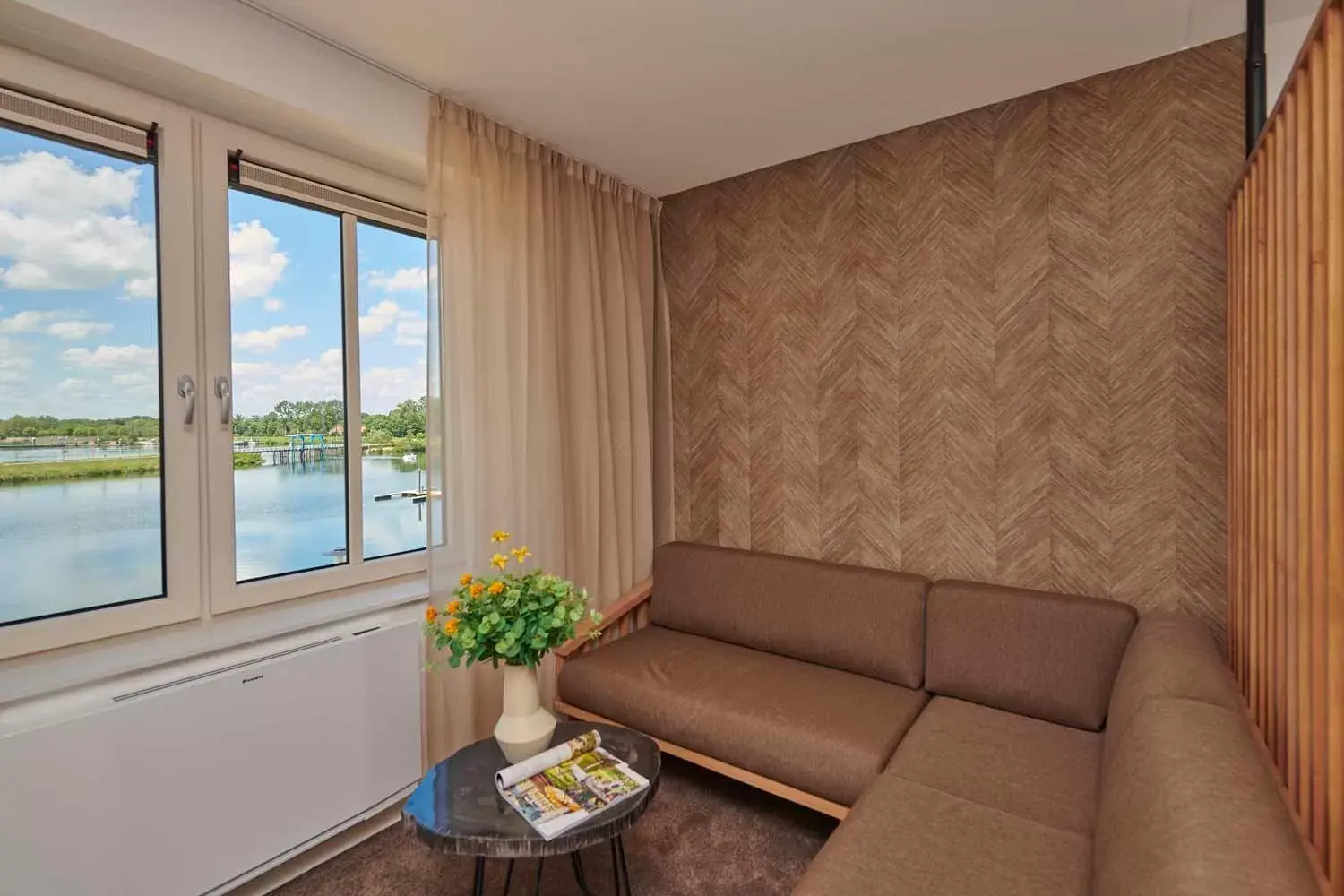 Bedroom, Seating Area in Parc Maasresidence Thorn Hotel Rooms and Apartments