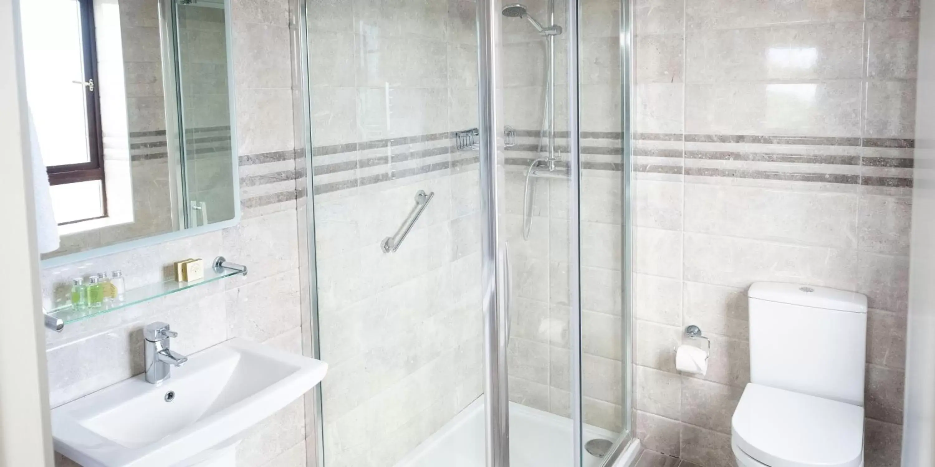 Double Room in Lawlors Hotel Dungarvan Double Room in Lawlors Hotel Dungarvan