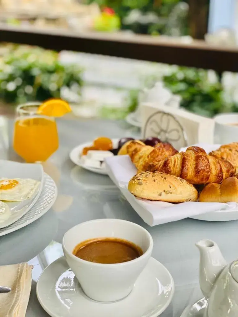 Breakfast in Hotel Boavista