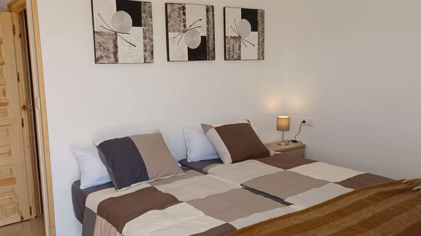 Bed in B&B Casa Blanca Oria