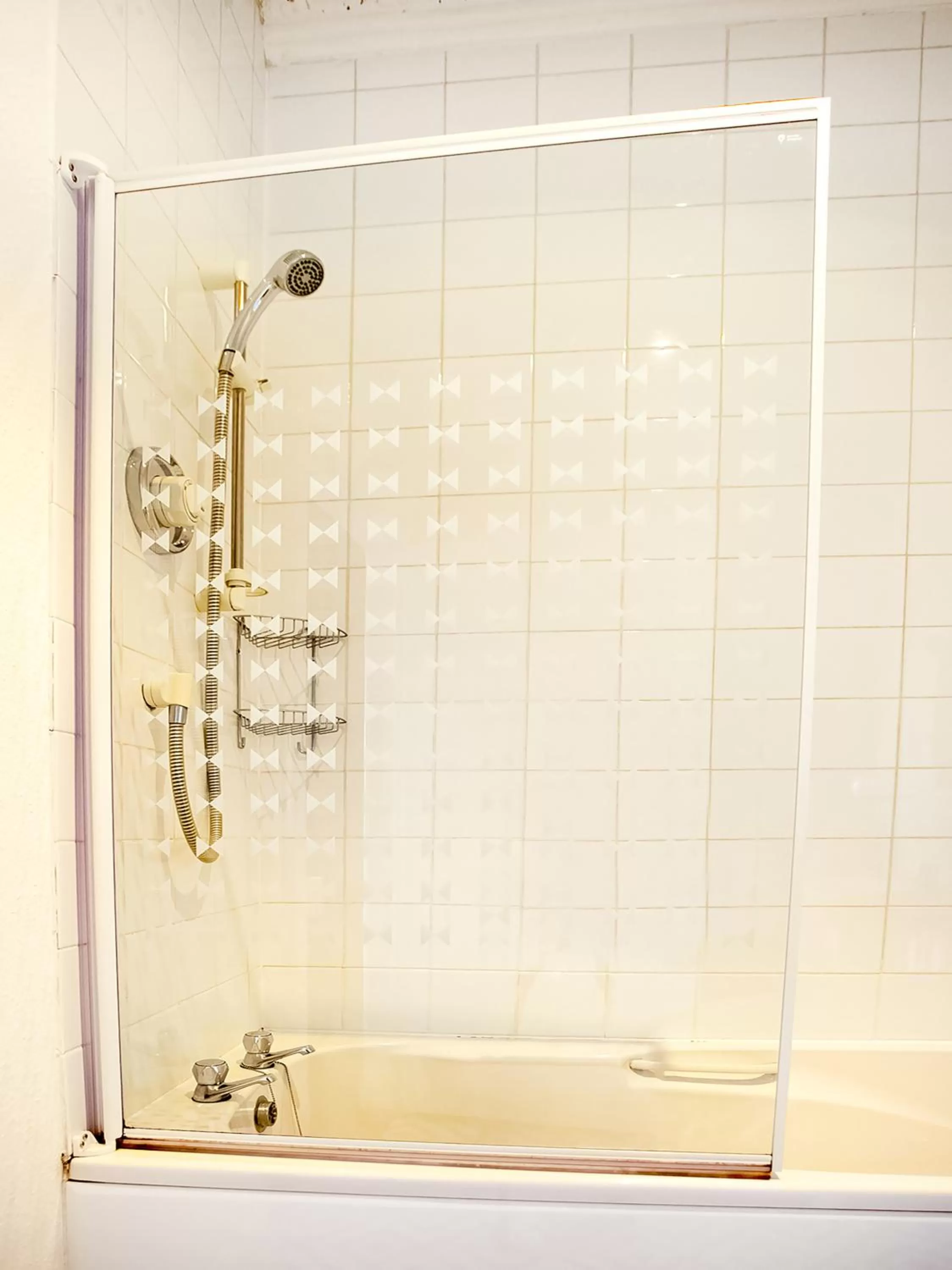 Bathroom in Corner Hotel