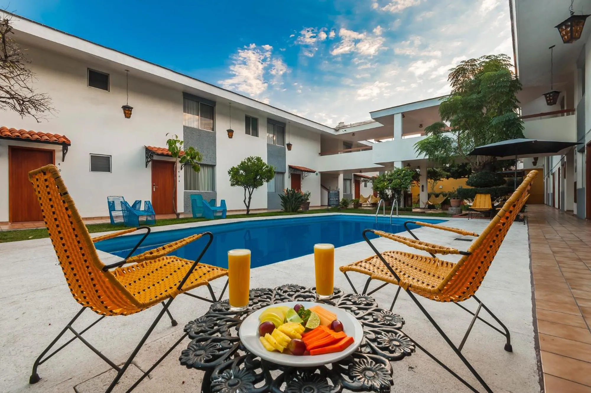 Swimming pool in Hotel Isabel
