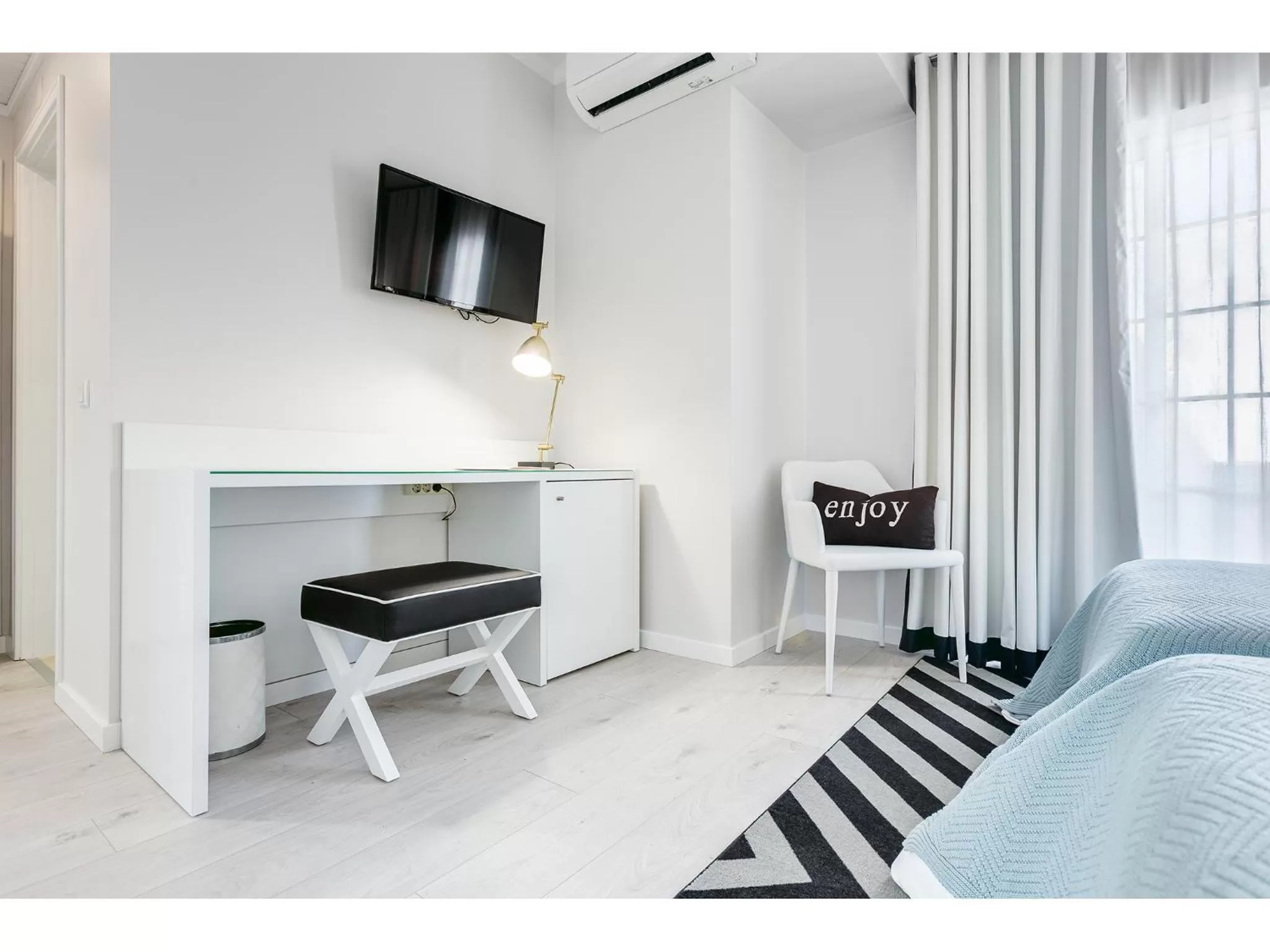 TV and multimedia in Hotel Cristal Marinha