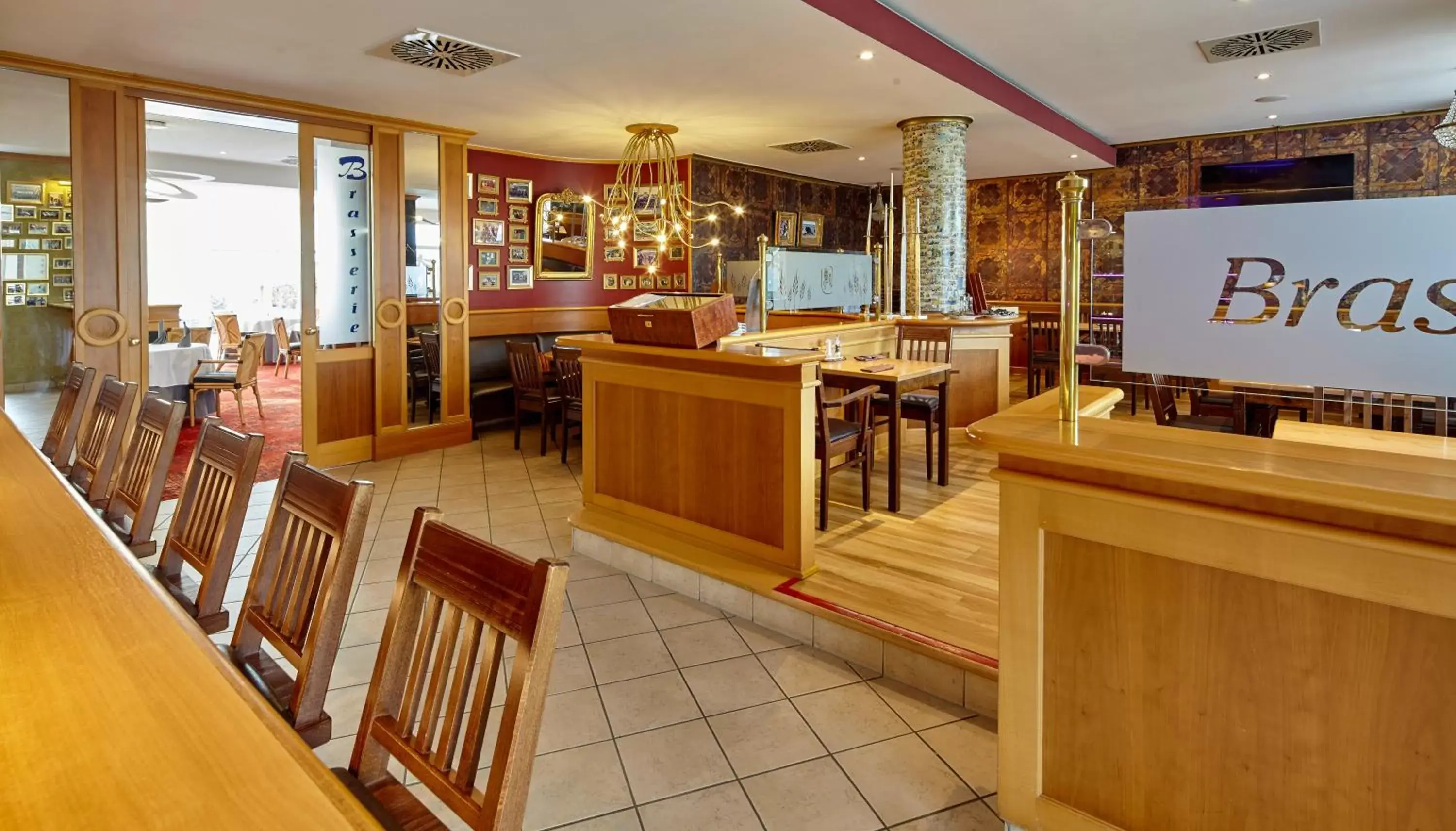 Restaurant/places to eat in Parkhotel Weiskirchen