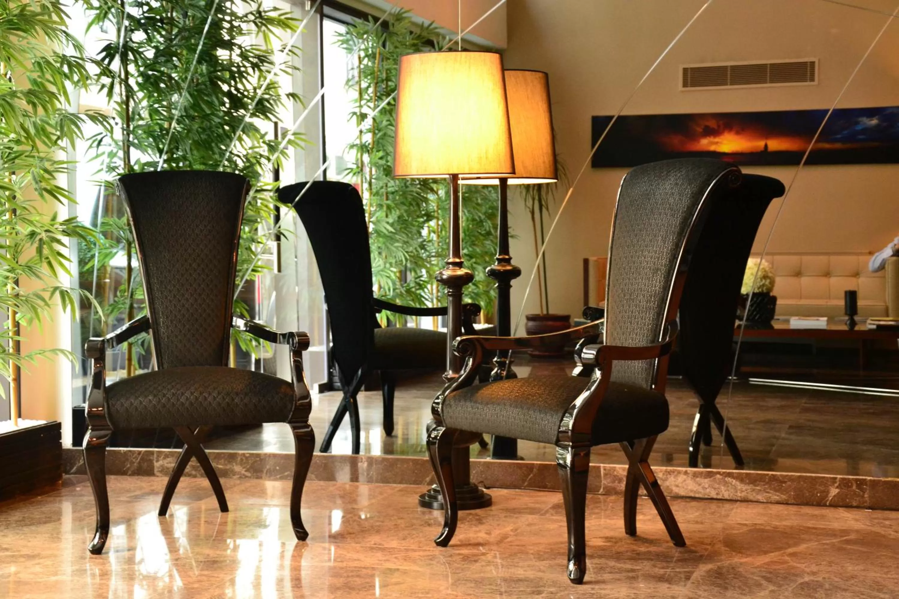 Lobby or reception in Inncity Hotel Nisantasi