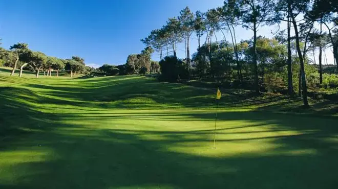 Golfcourse in Villa Pietra Estoril Eco Guesthouse
