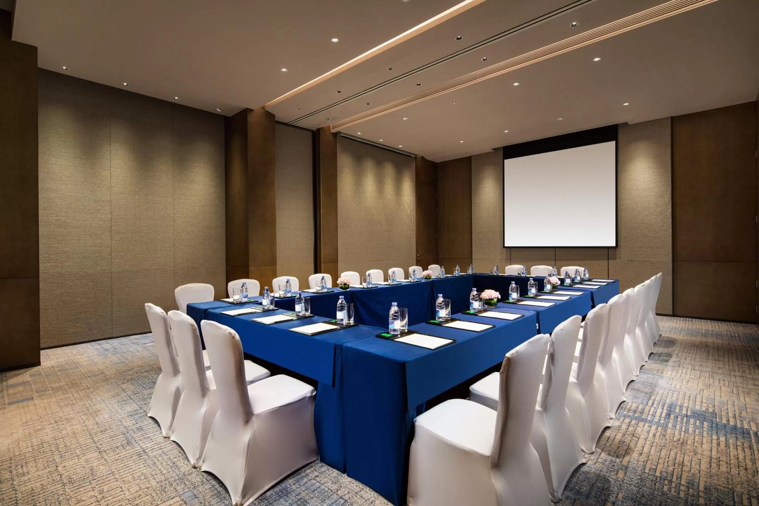 Meeting/conference room in InterContinental Quanzhou by IHG