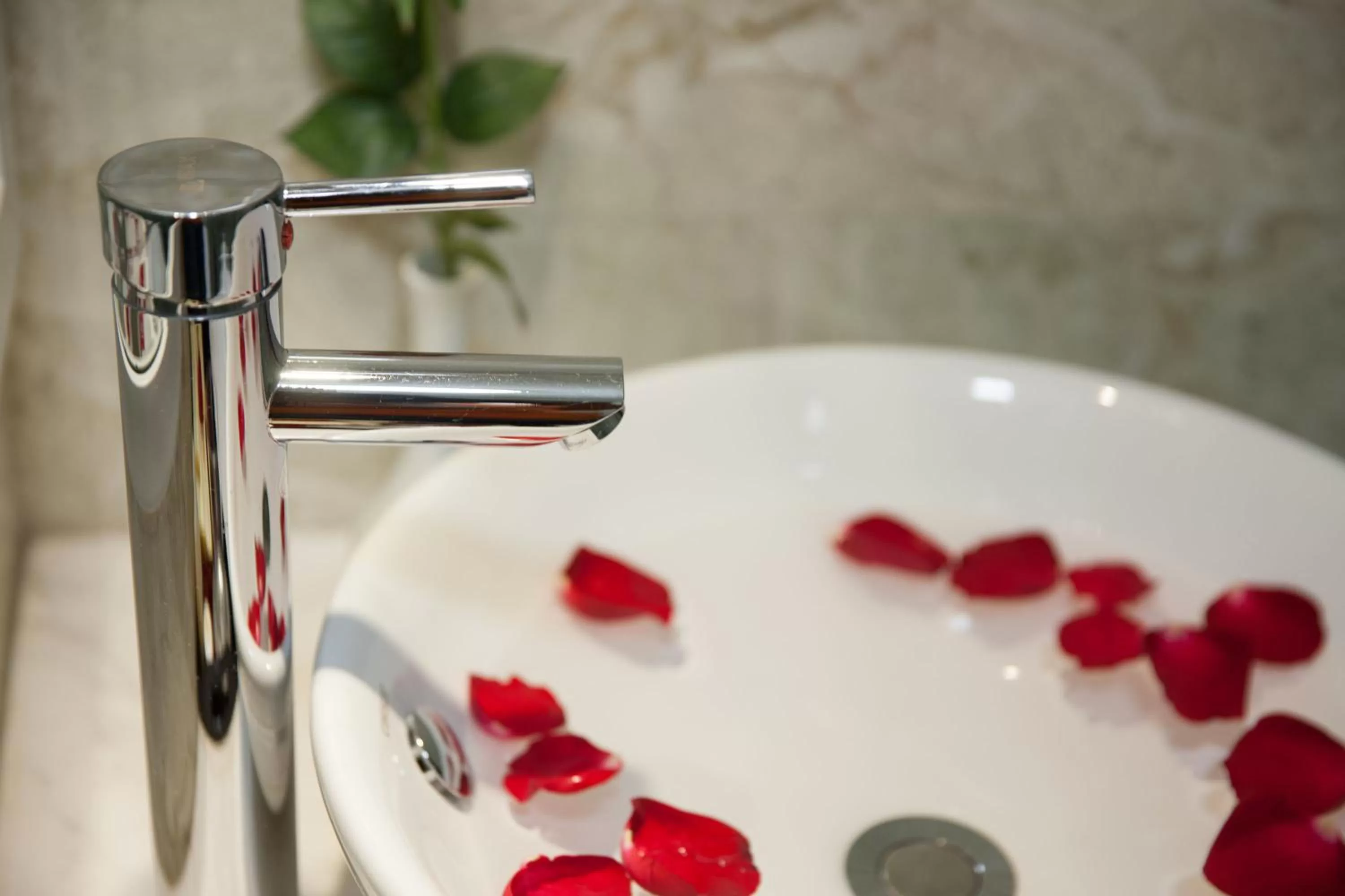 Bathroom in Hanoi Golden Moon Hotel & Travel