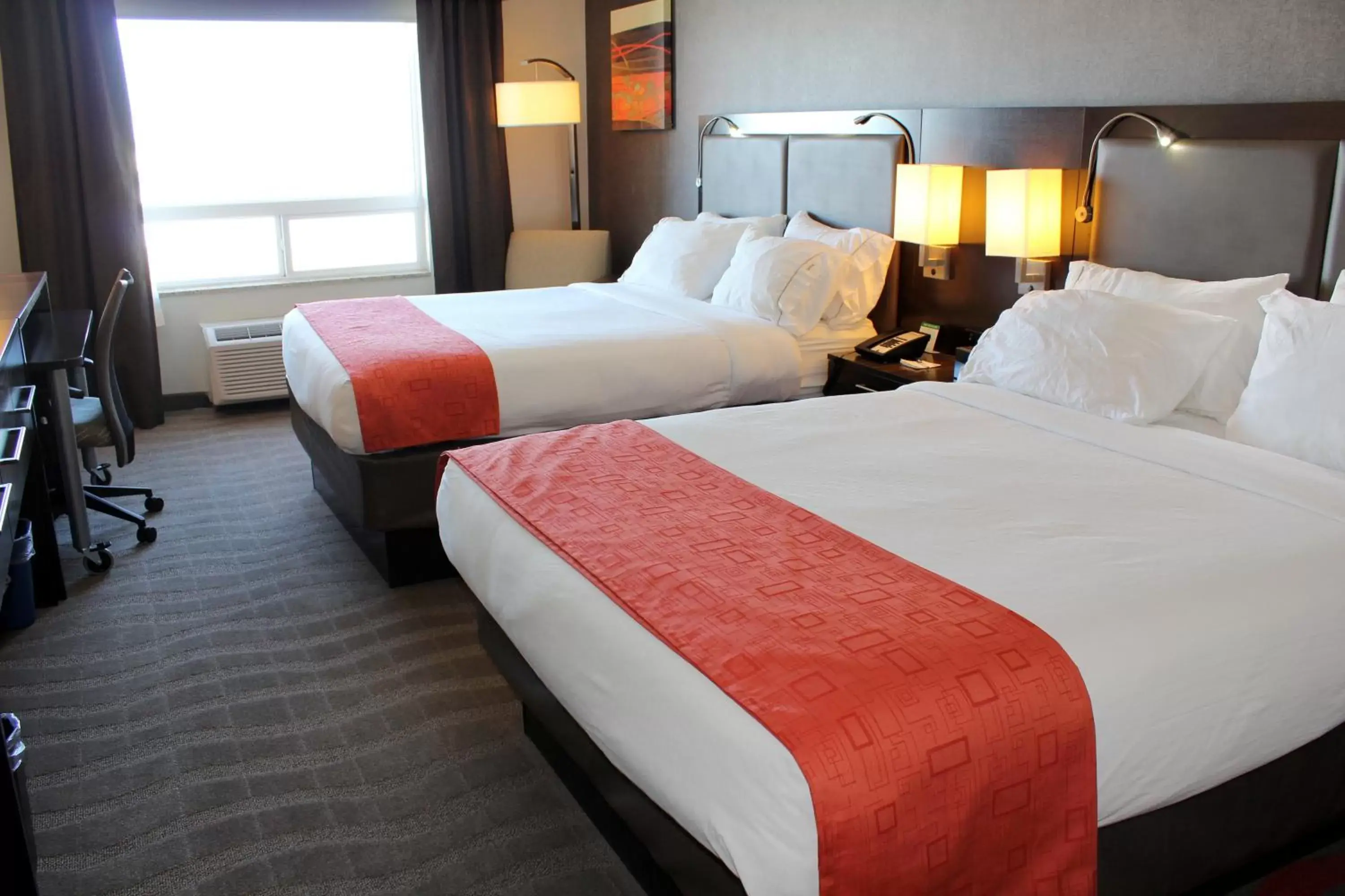 Photo of the whole room, Bed in Holiday Inn Express Hotel & Suites Bonnyville, an IHG Hotel