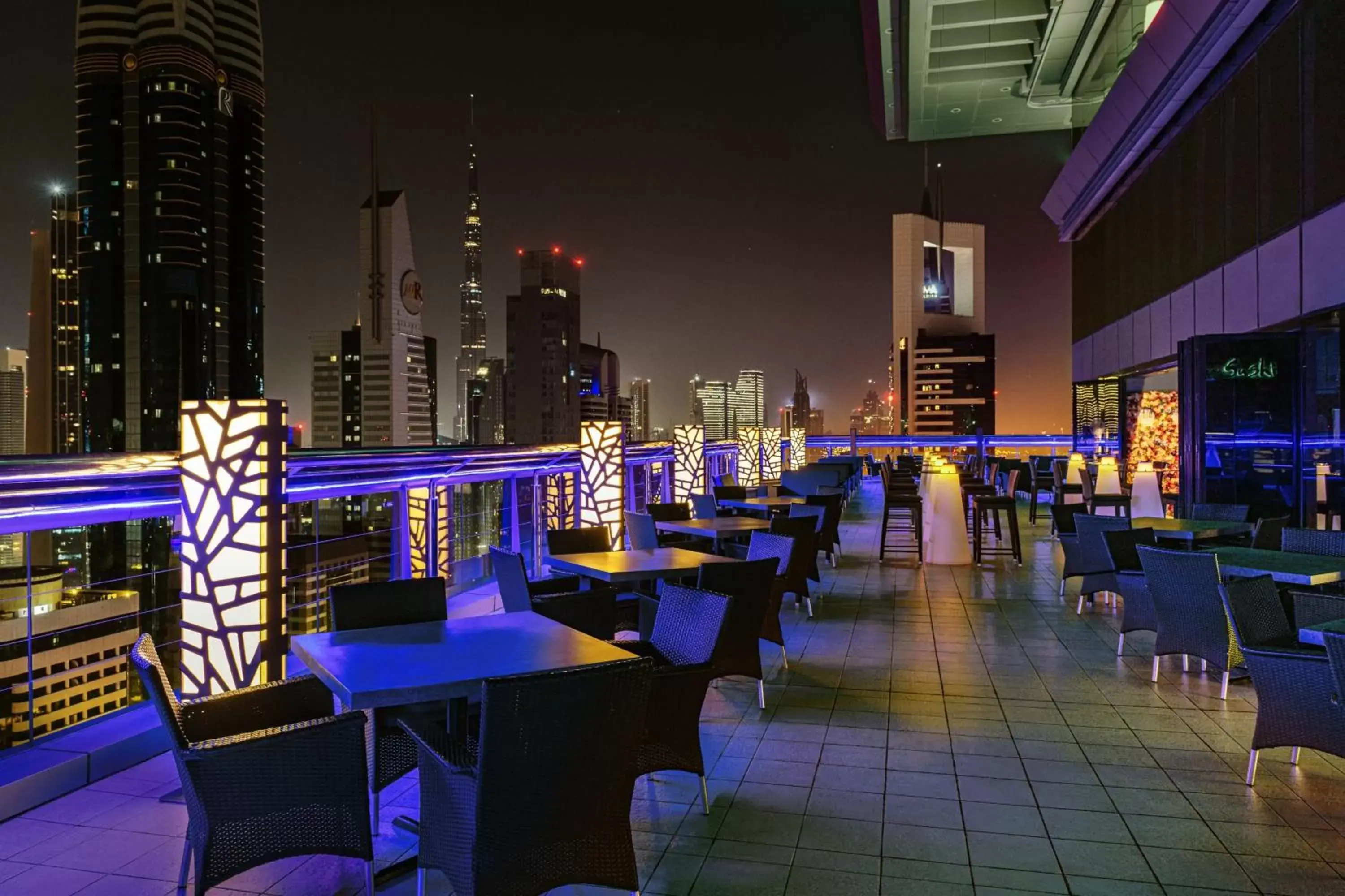 Lounge or bar, Restaurant/Places to Eat in Four Points by Sheraton Sheikh Zayed Road