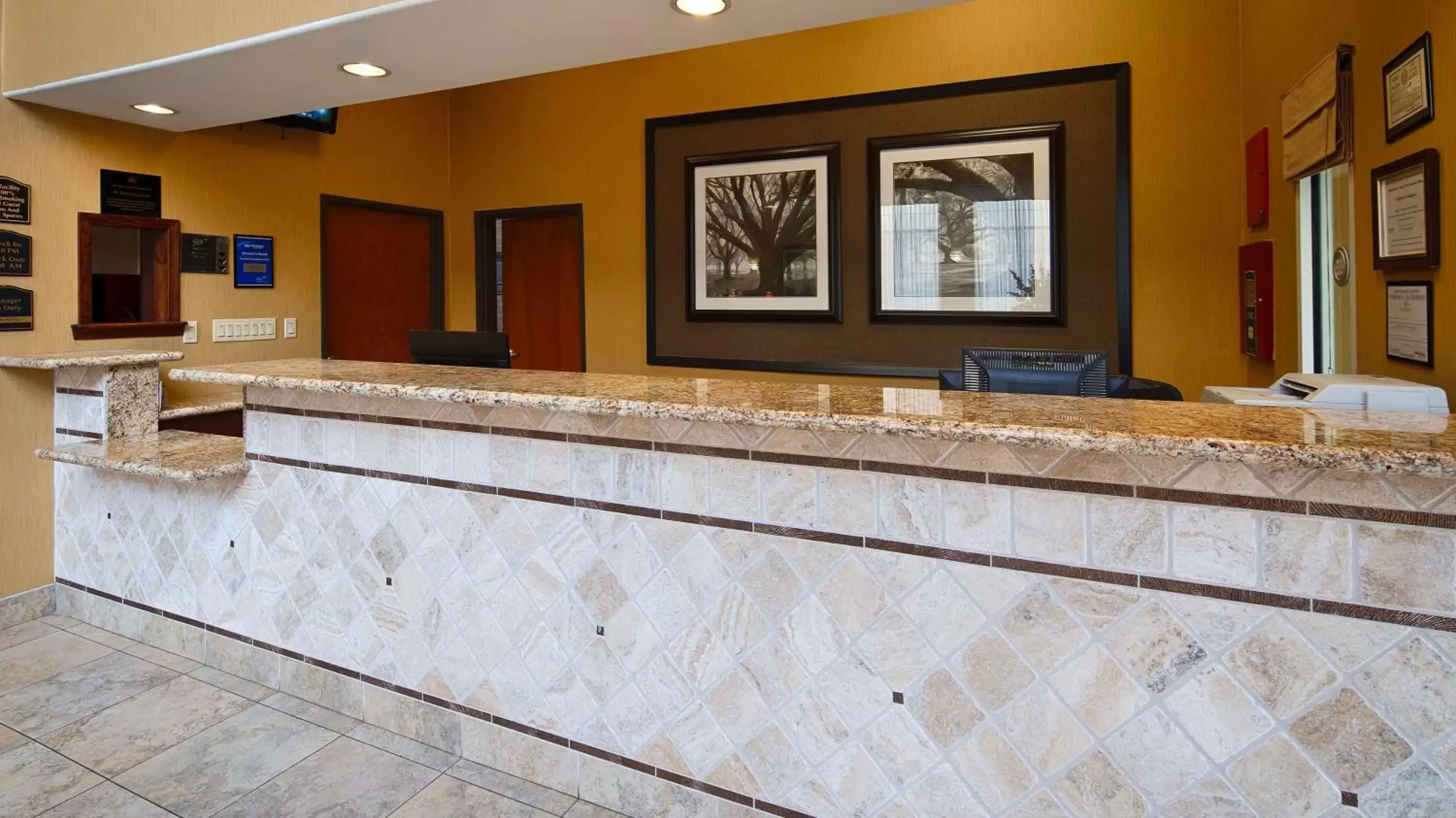 Lobby or reception, Lobby/Reception in Best Western Plus New Caney Inn & Suites