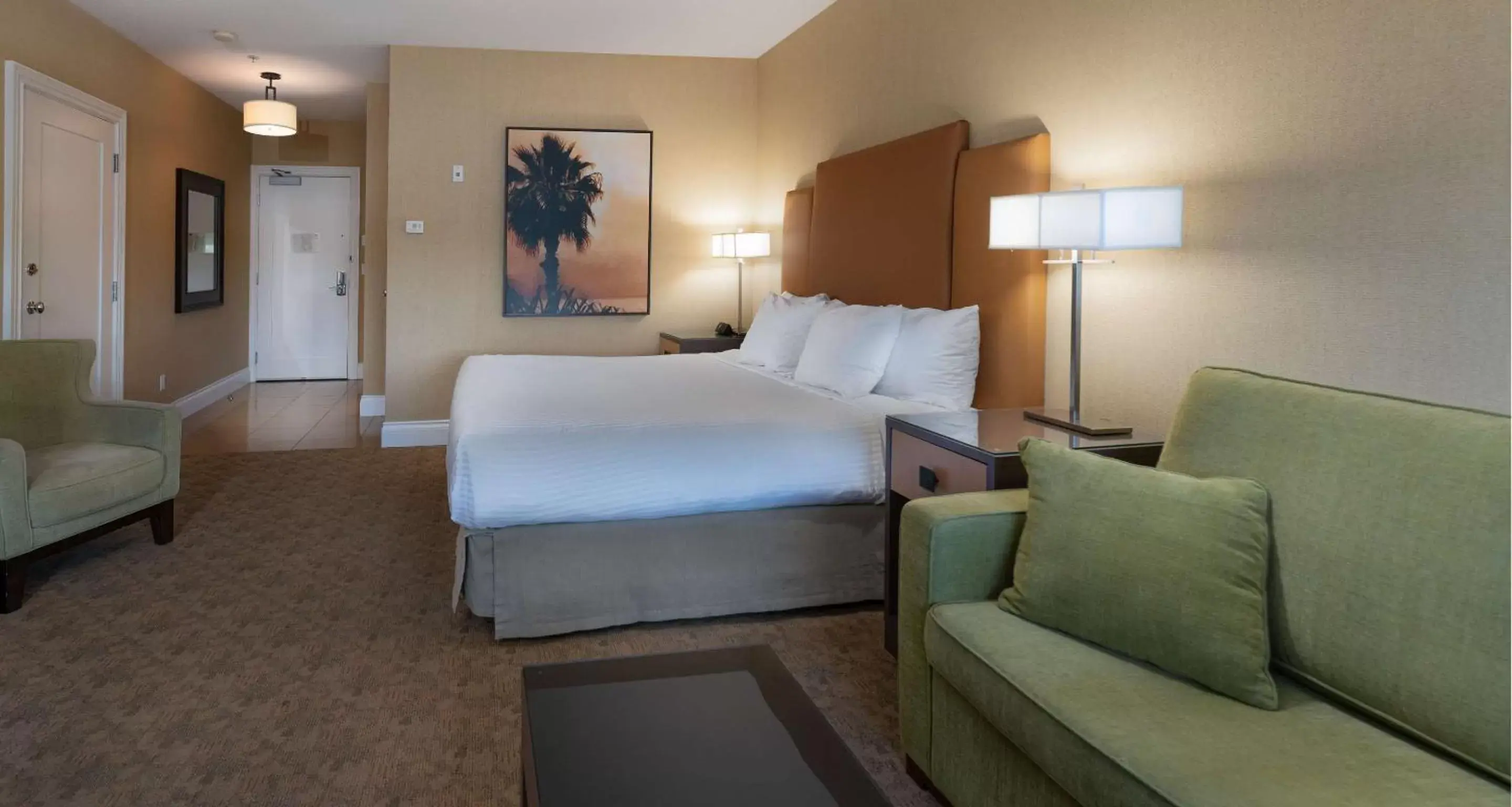 Bedroom in Prestige Oceanfront Resort, WorldHotels Luxury