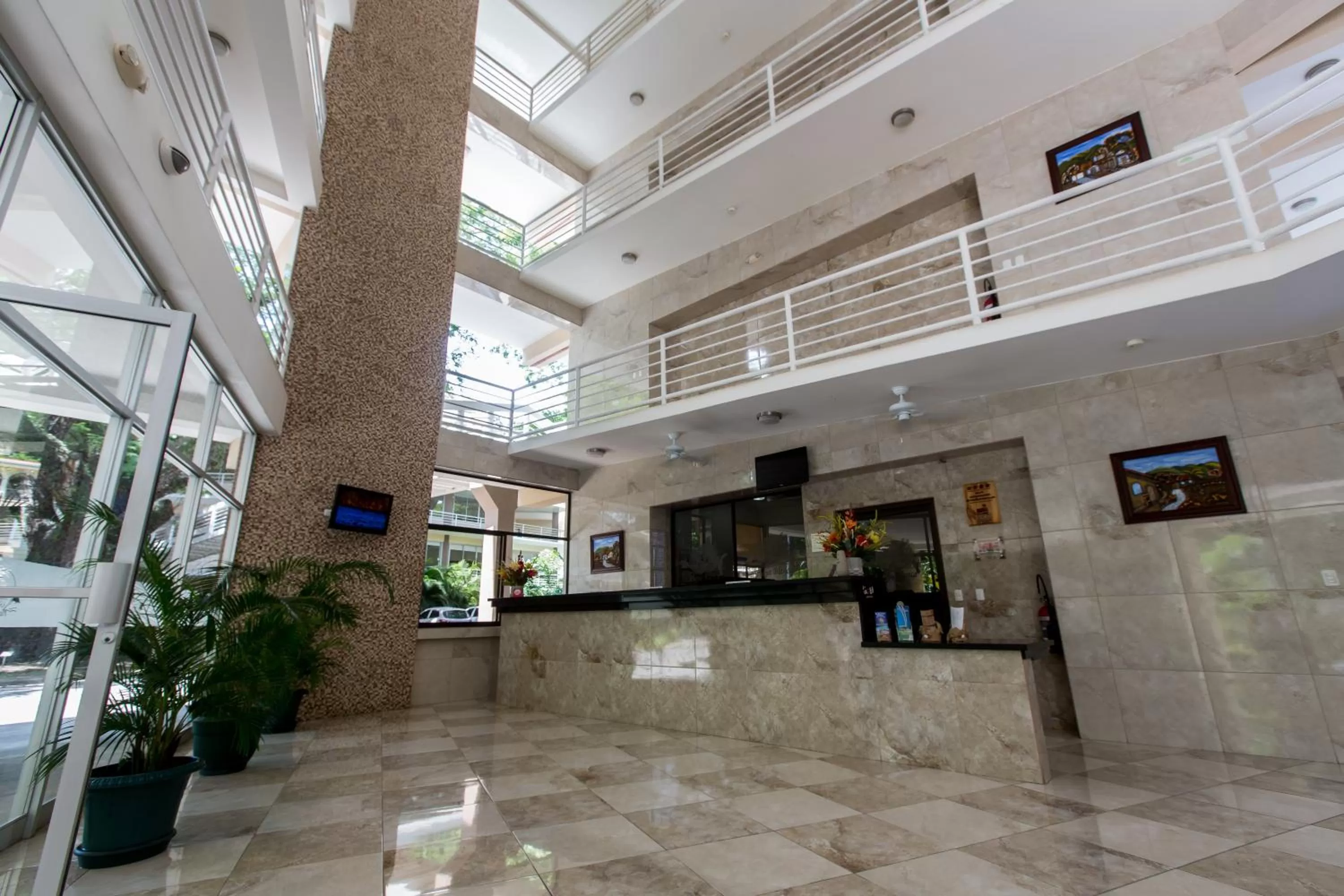 Lobby or reception in Hotel Arenas en Punta Leona