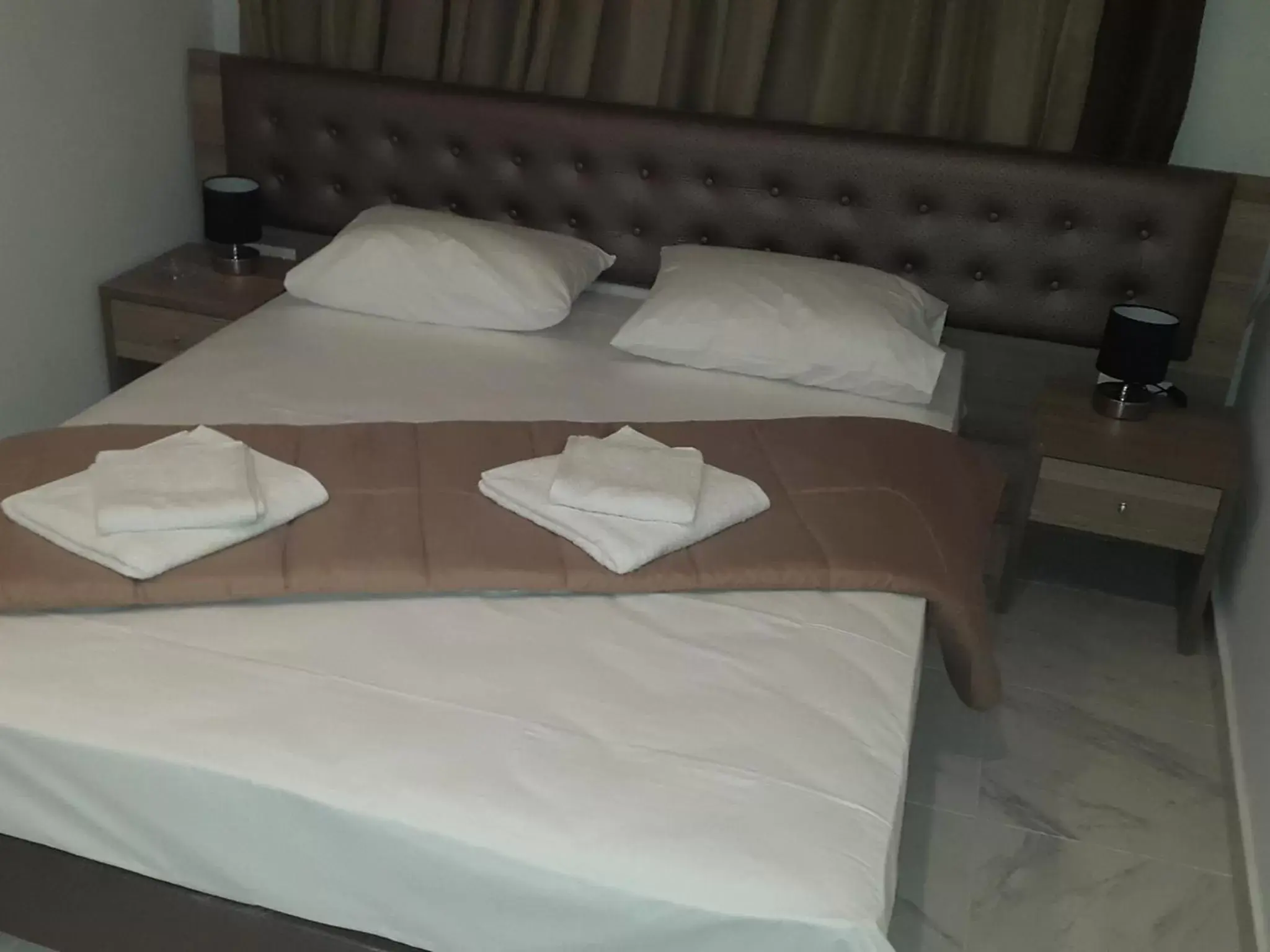 Bed in Hotel Rex