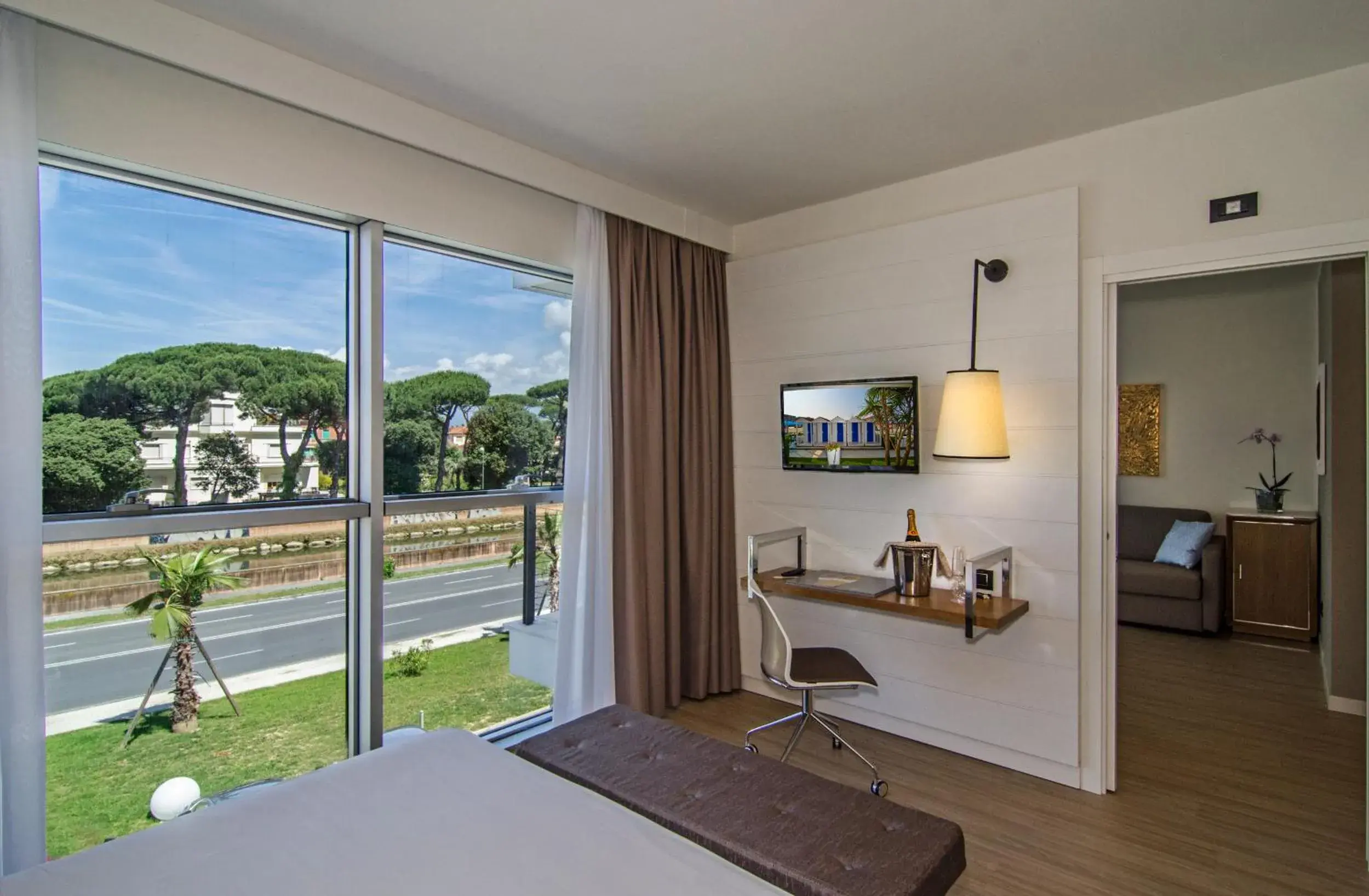 Bedroom in Hotel Viareggio