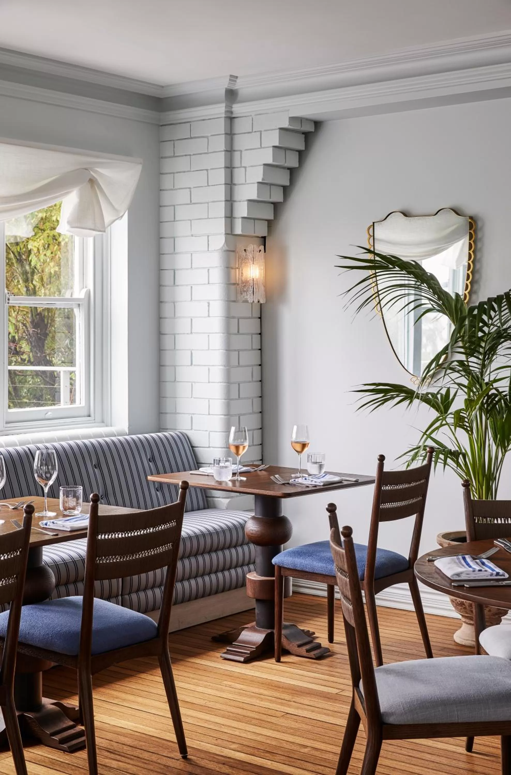 Restaurant/places to eat in Osborn House