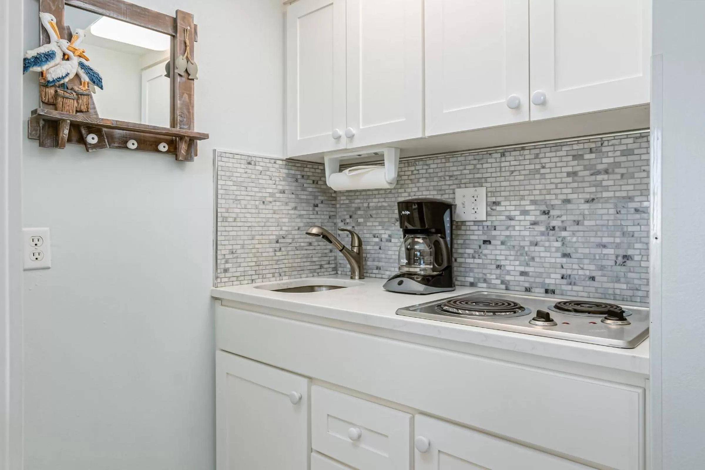 Kitchen or kitchenette in Tuckaway Shores Resort