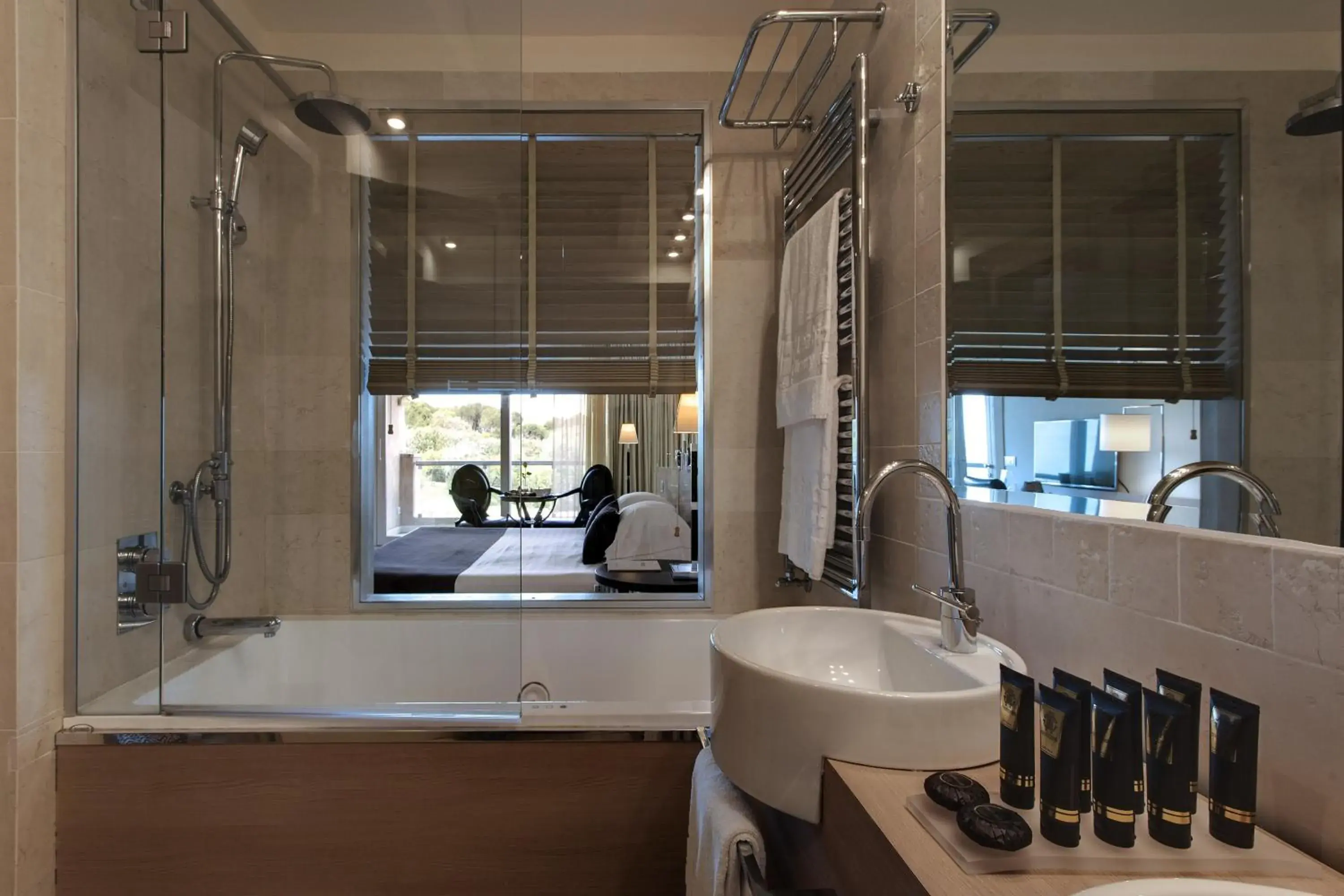 Bathroom in L'Ea Bianca Luxury Resort