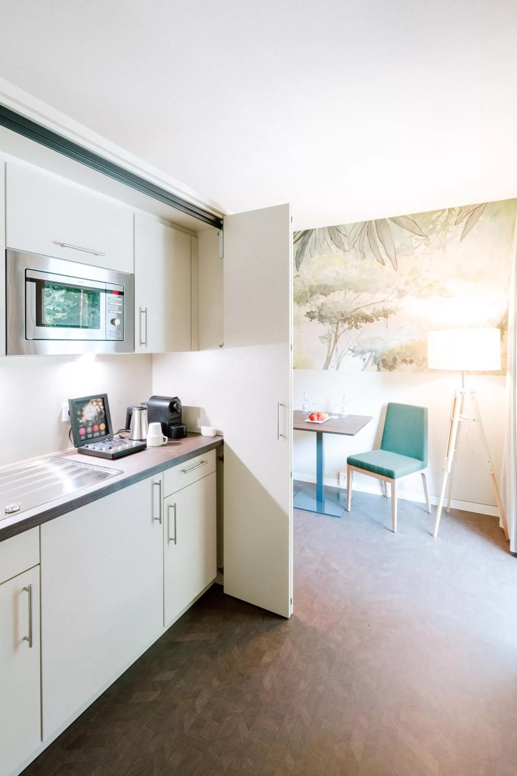 Kitchen or kitchenette in Hotel am Zoo