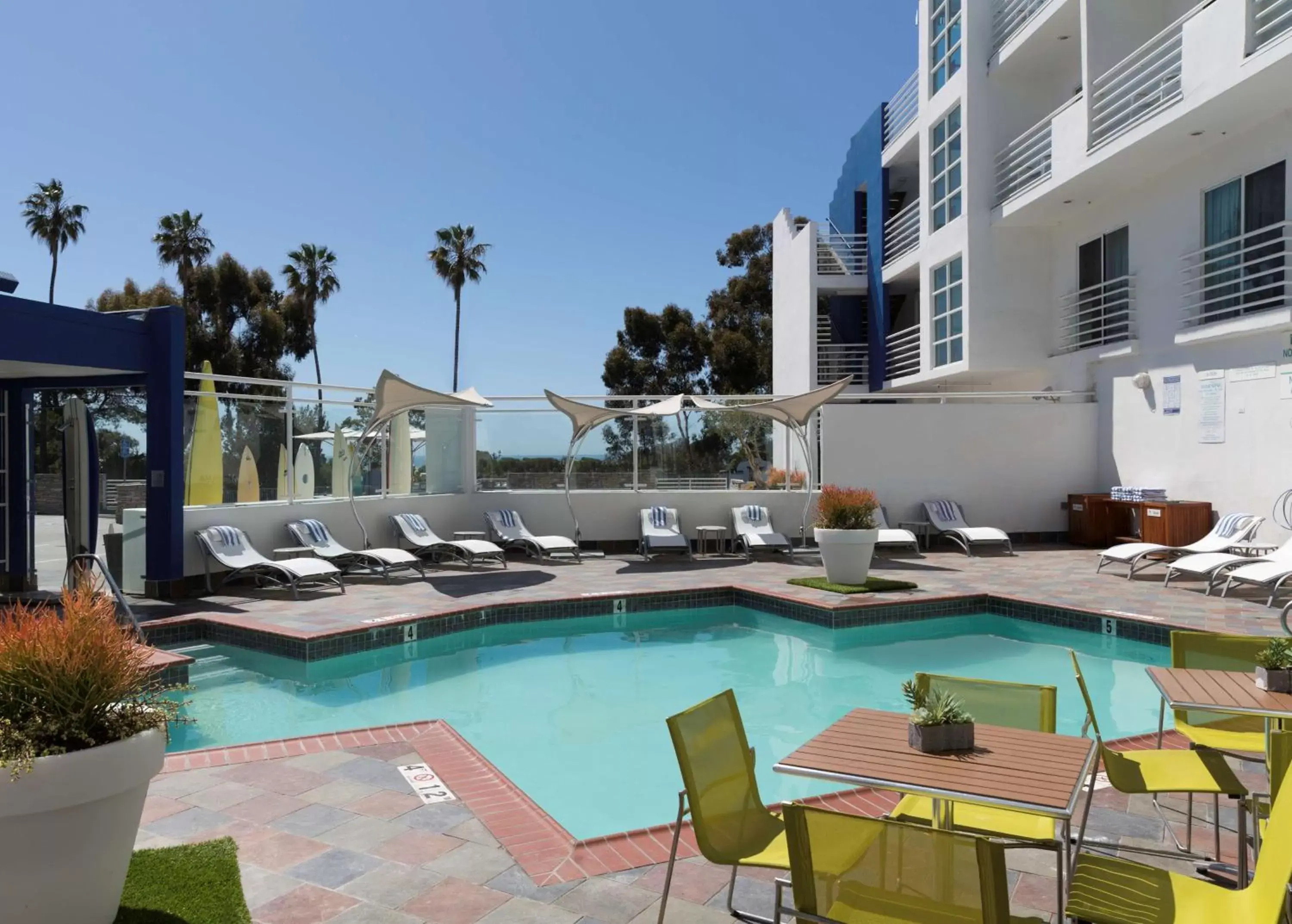 Pool view, Swimming Pool in DoubleTree Suites by Hilton Doheny Beach
