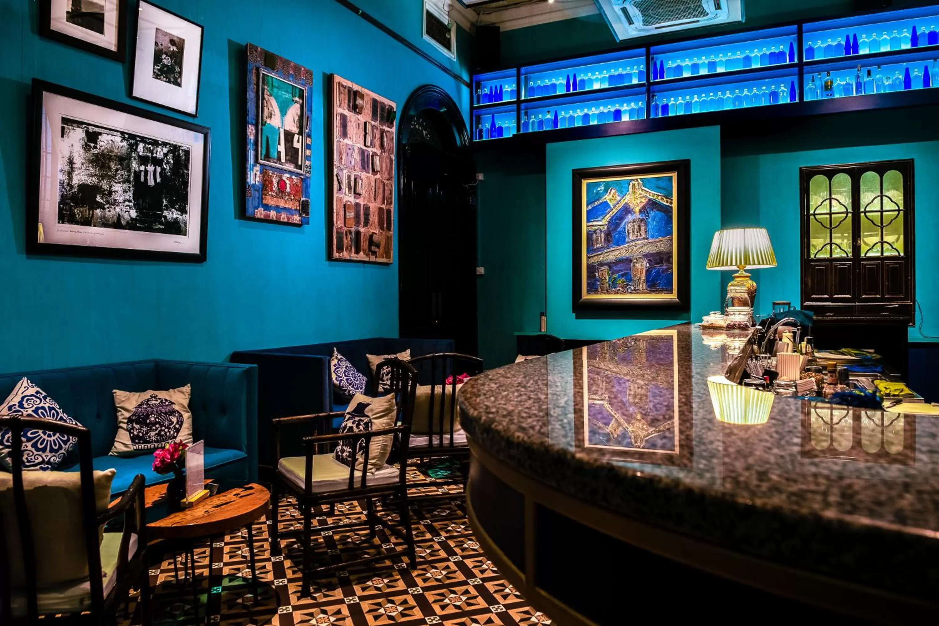 Lounge or bar in Cheong Fatt Tze - The Blue Mansion