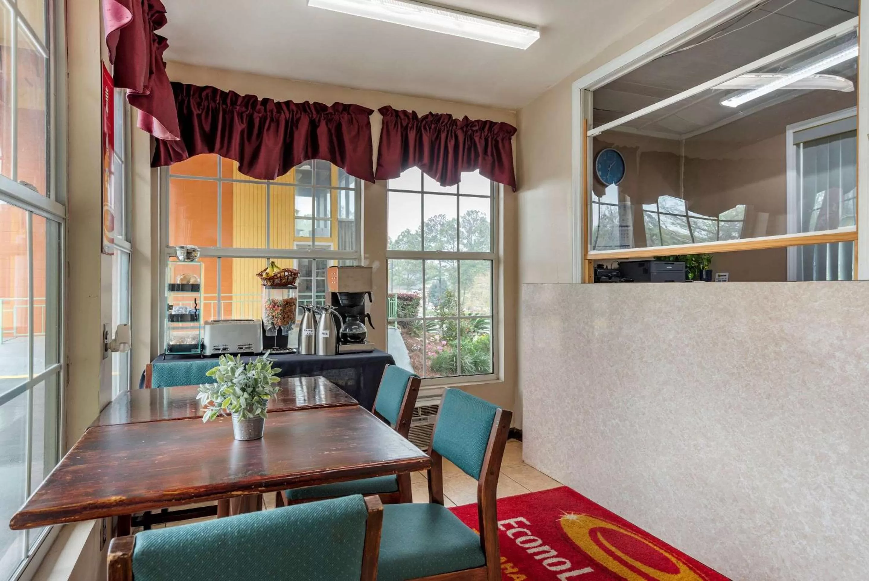 Lobby or reception in Econo Lodge Tallahassee Downtown - University