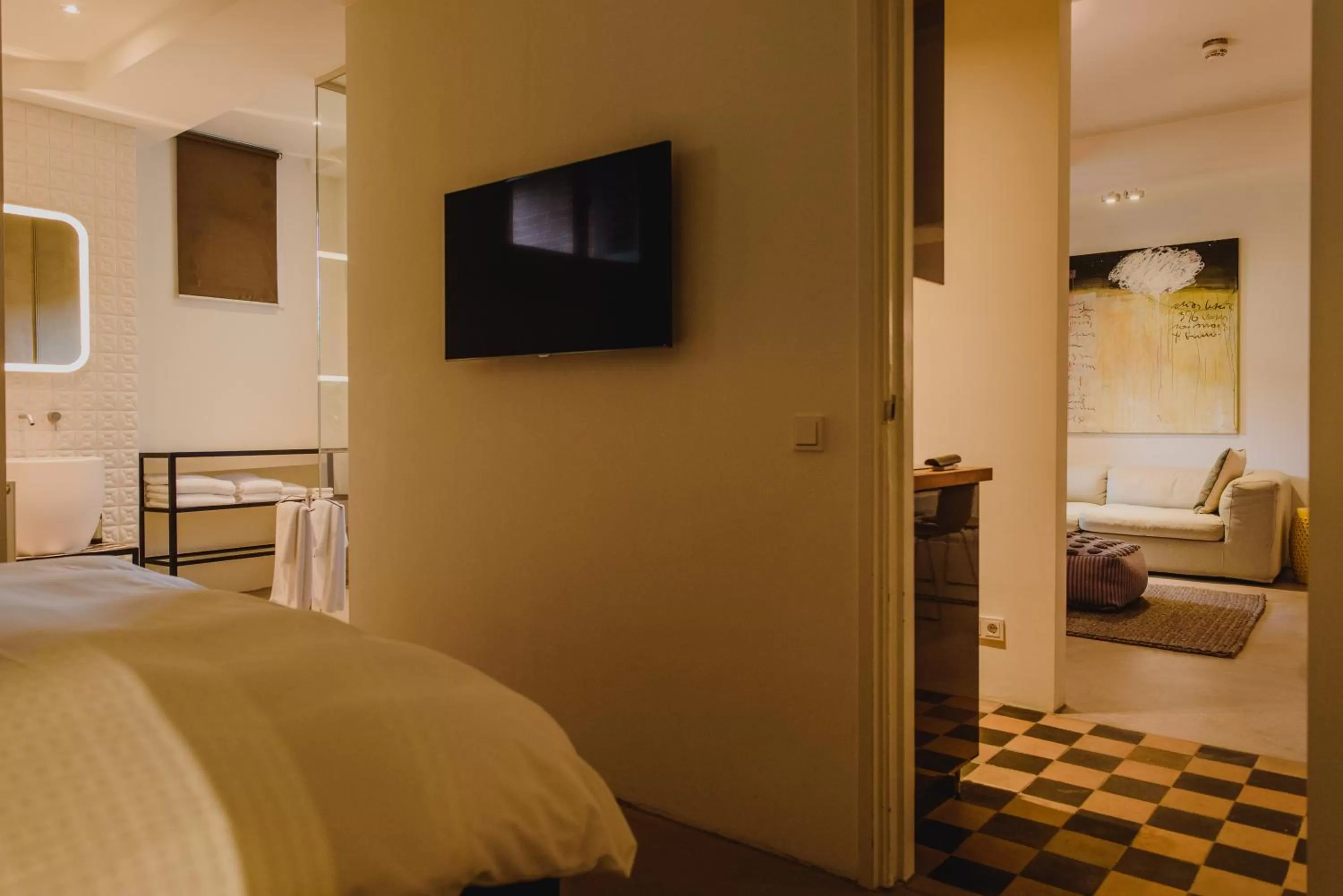 View (from property/room), Bed in Boutique Hotel Blue - Quality Lodgings