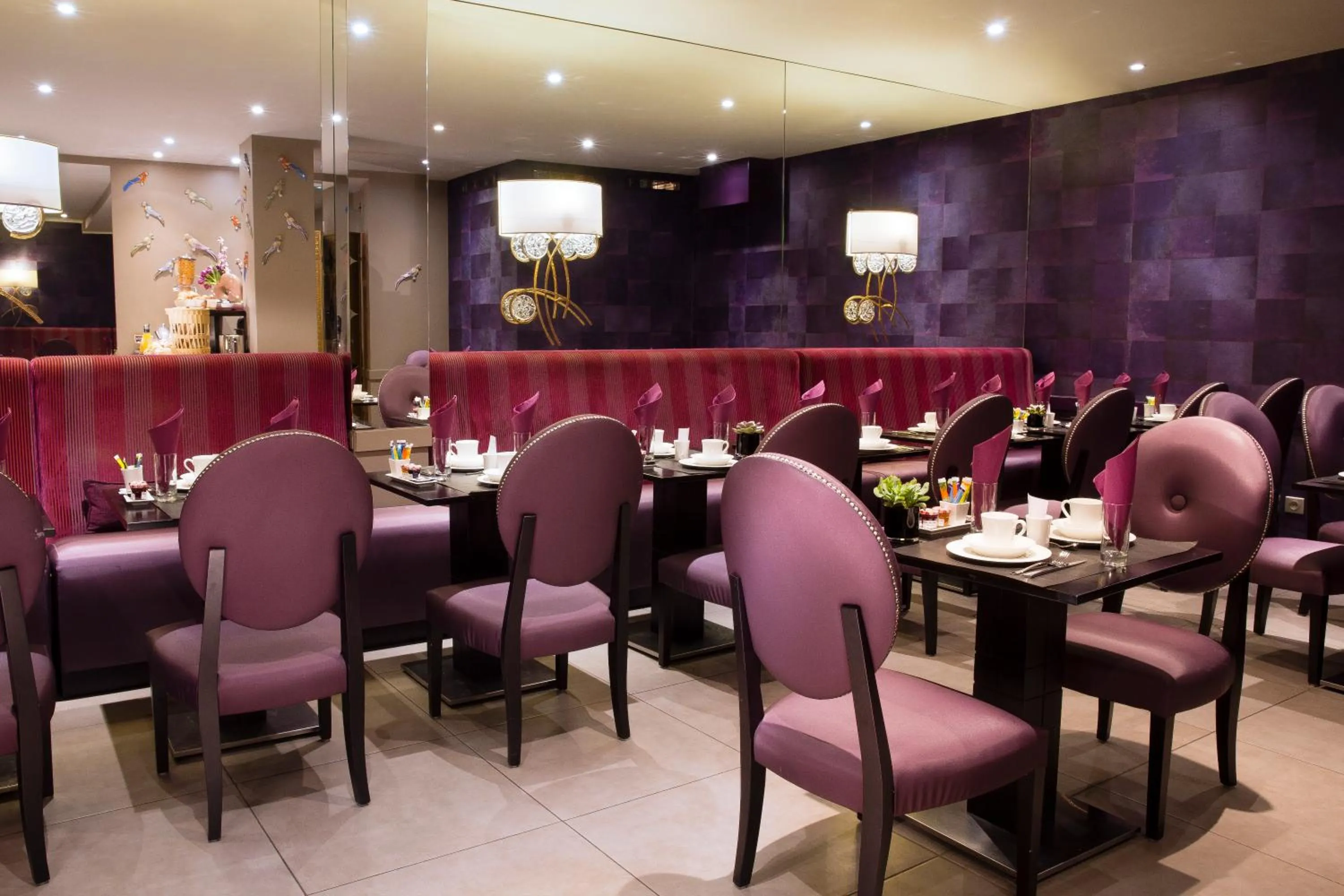 Breakfast in Hôtel Mondial