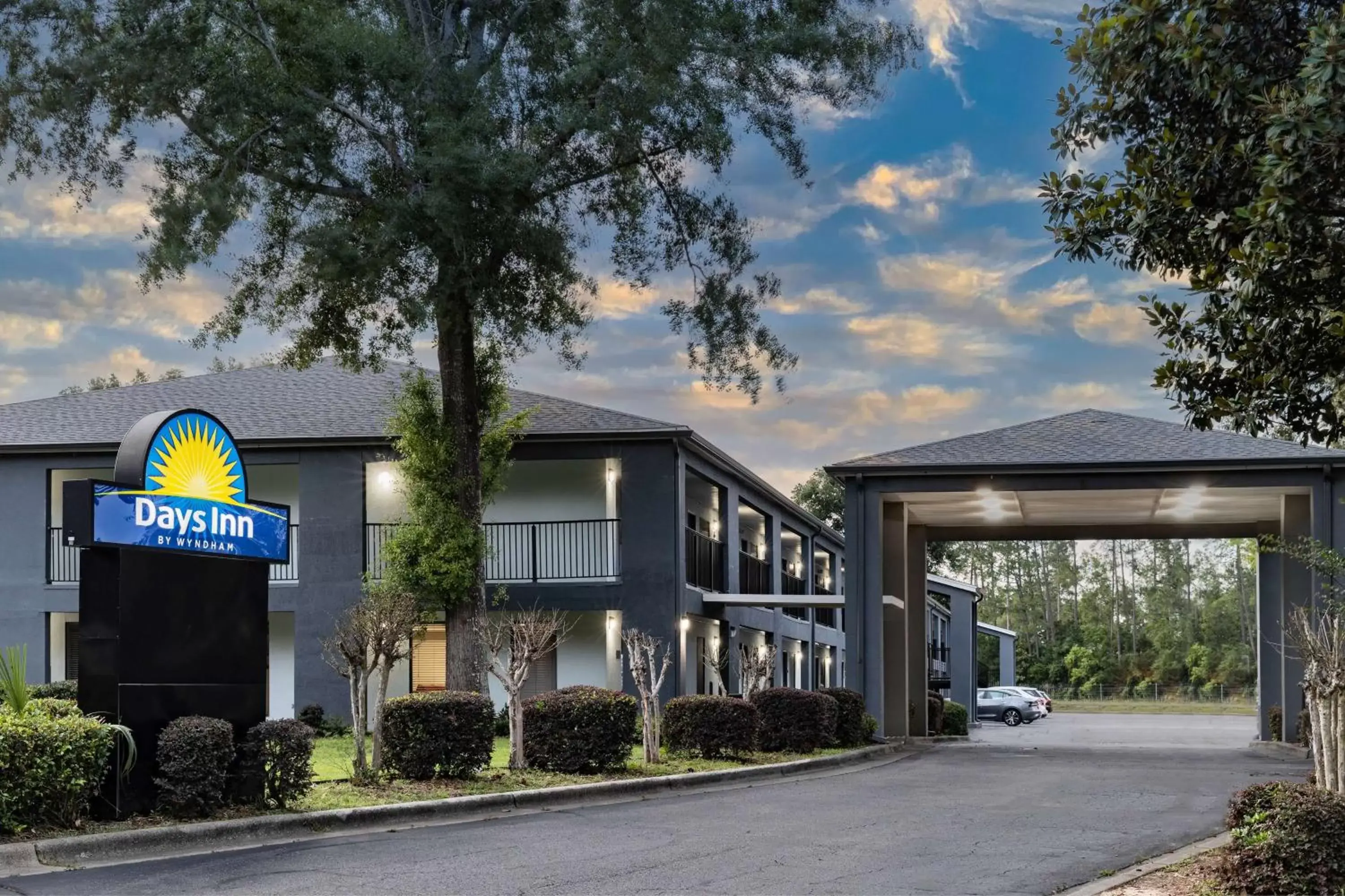 Property Building in Days Inn by Wyndham Pensacola West