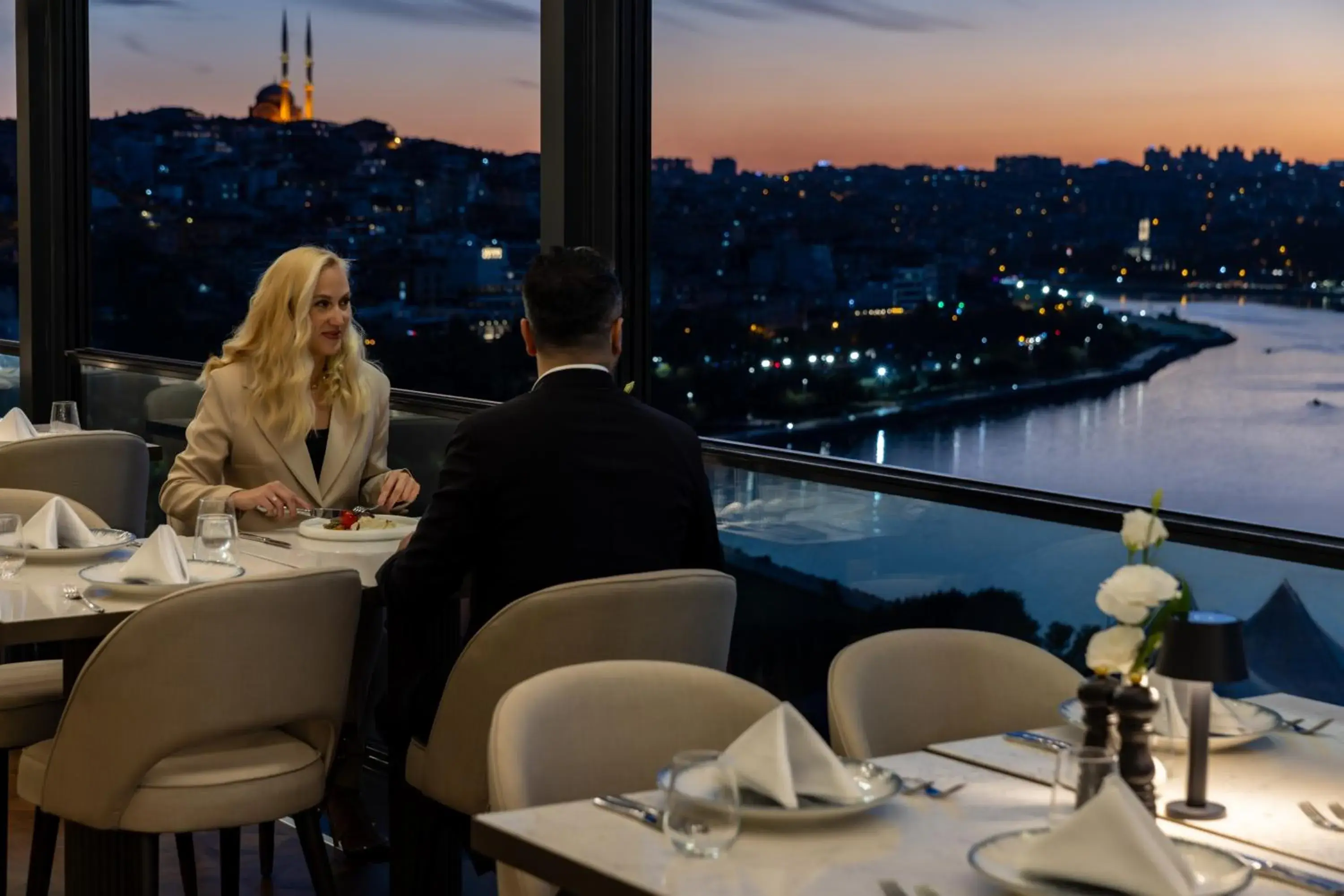 Restaurant/Places to Eat in Clarion Hotel Golden Horn