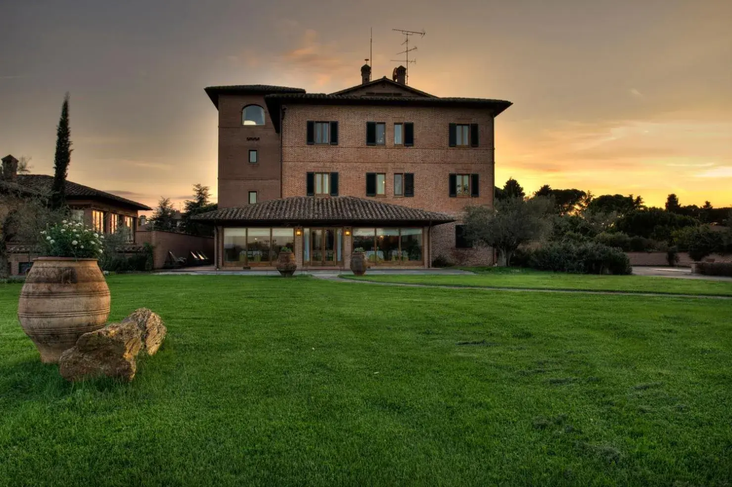 Garden, Property Building in Locanda Poggioleone