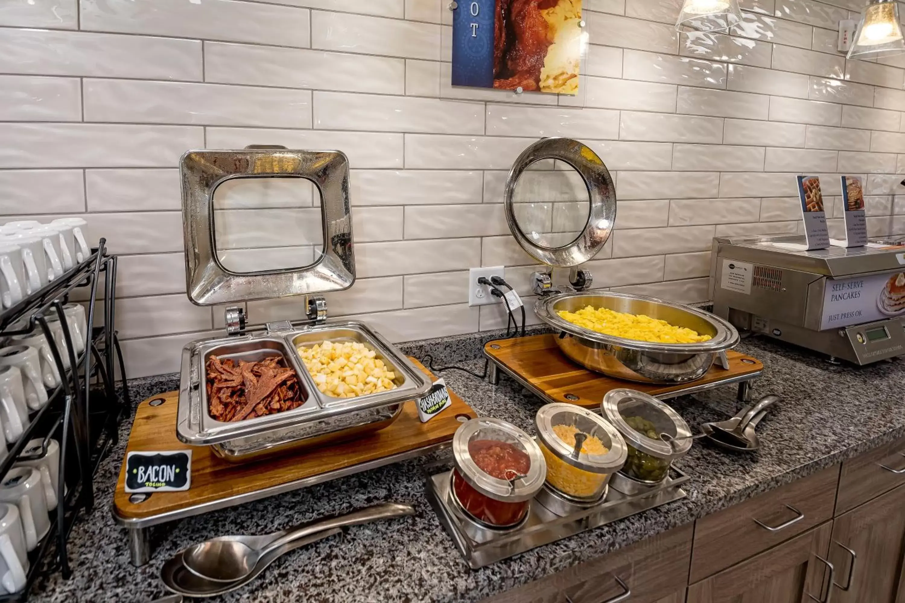 Buffet breakfast in Best Western Plus Heber Valley Hotel