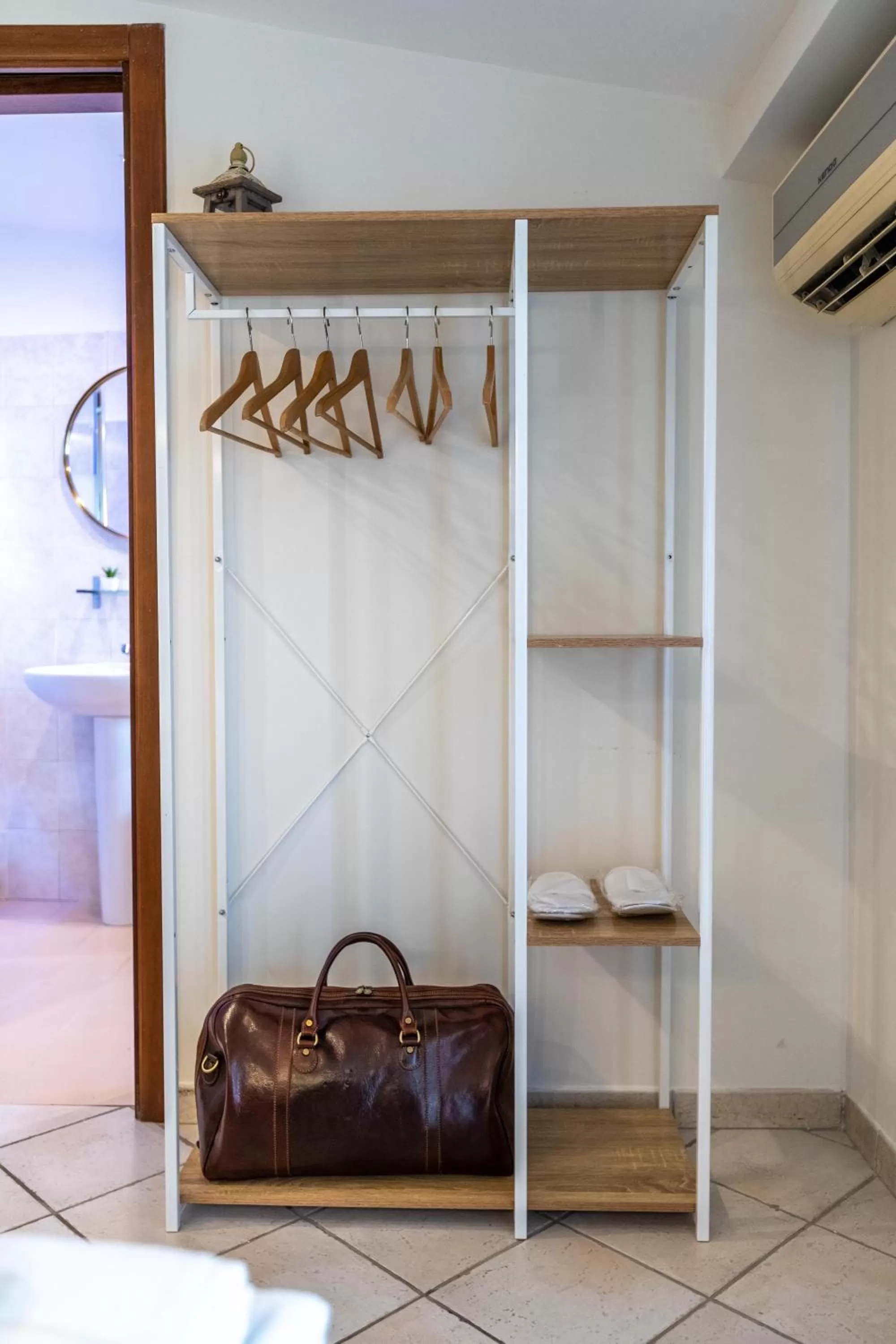 Decorative detail in Villa Rocla guest house Pompei