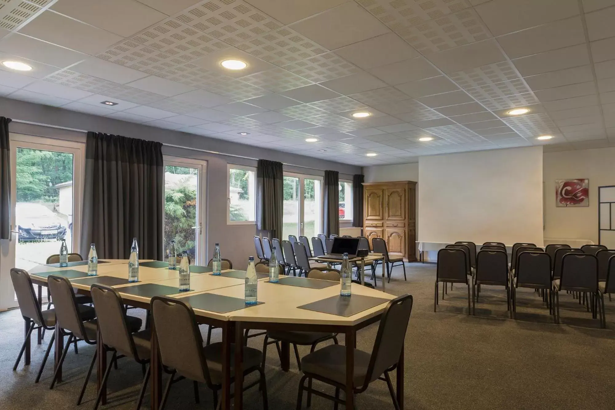 Meeting/conference room in The Originals City, Hôtel Aster, Saint-Avold Nord (Inter-Hotel)