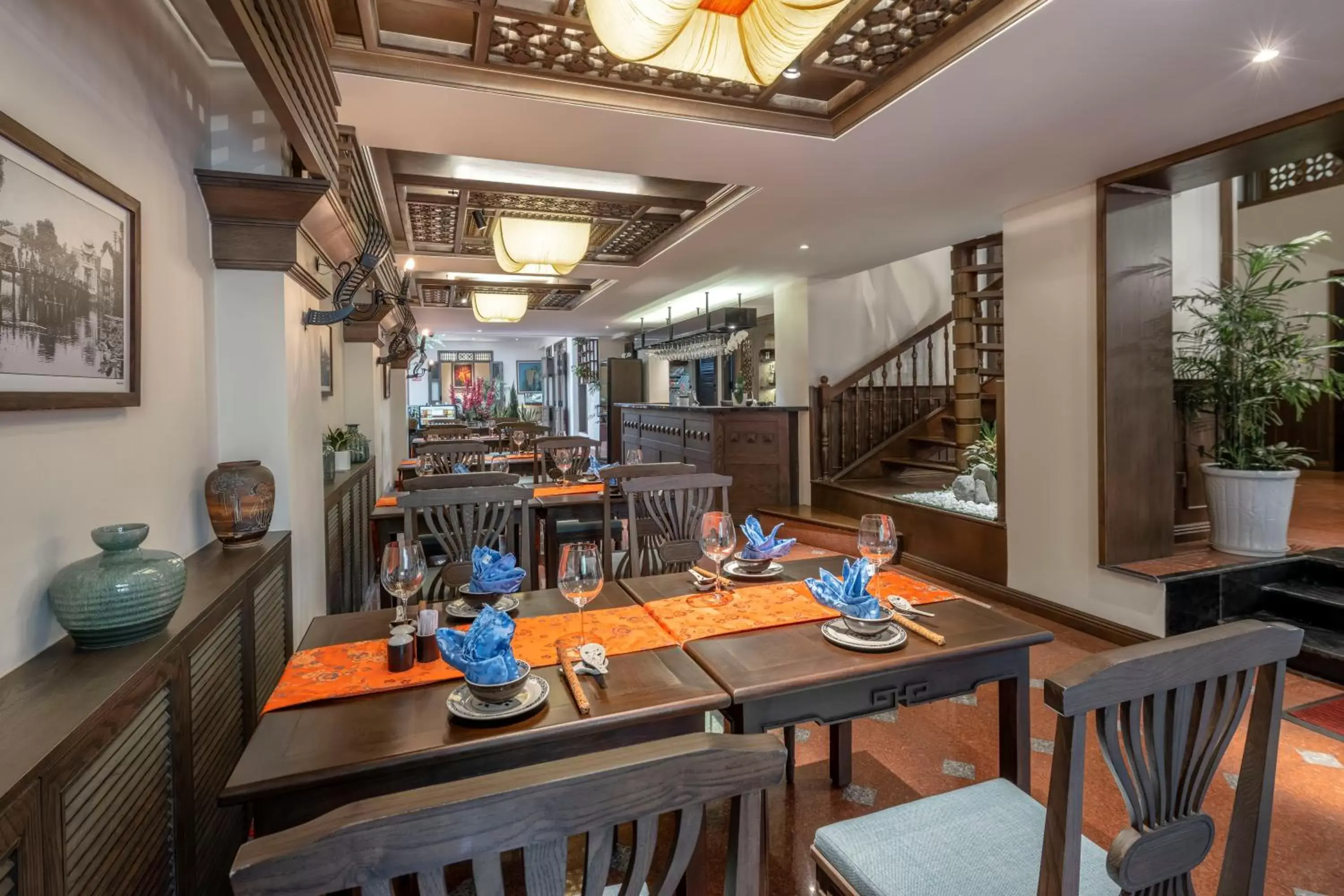 Restaurant/places to eat in De Syloia Hotel Restaurant/places to eat in De Syloia Hotel