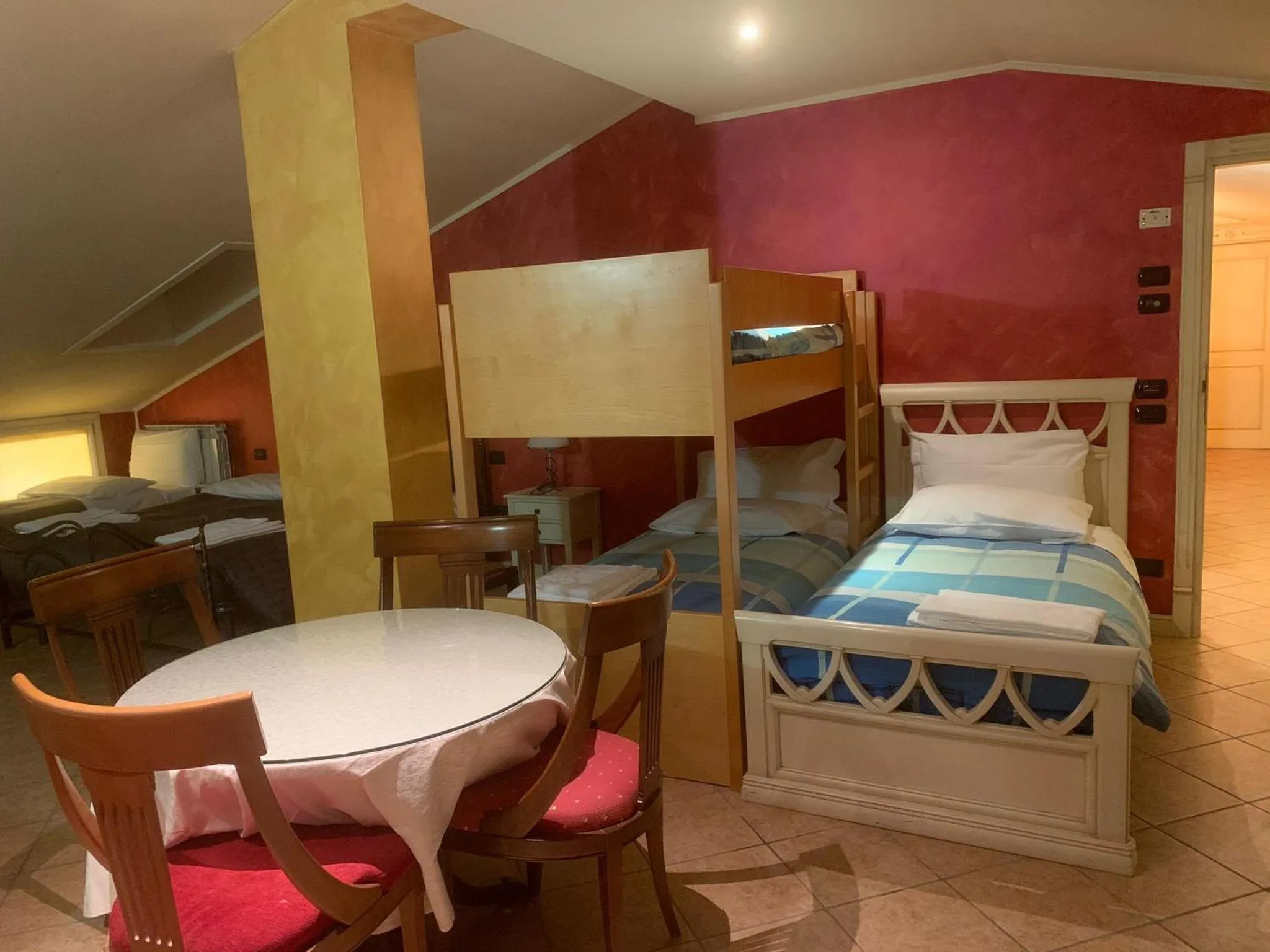 Bed in Hotel Due Colonne