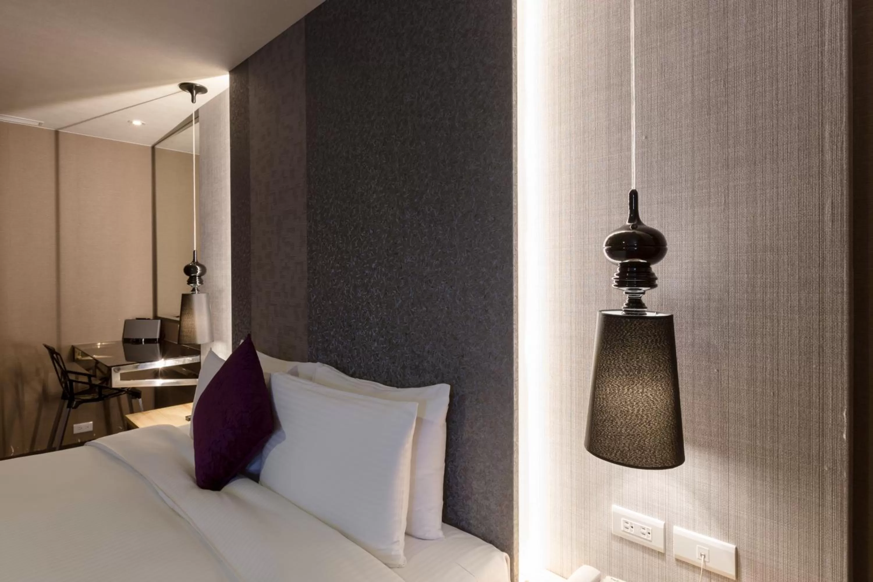 Decorative detail, Bed in Green Hotel