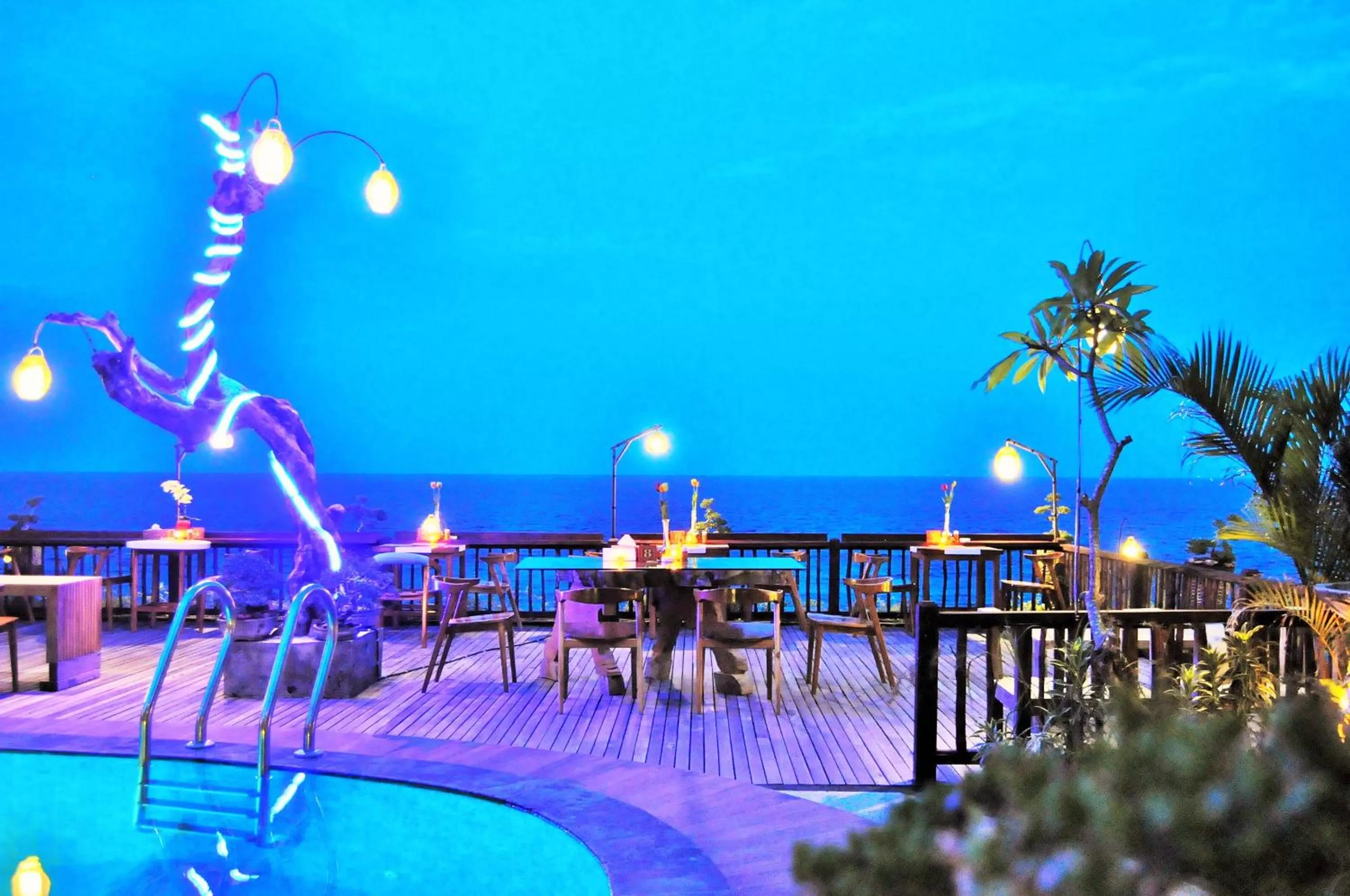 Restaurant/places to eat in Ocean Terrace Suite And Spa Luxury